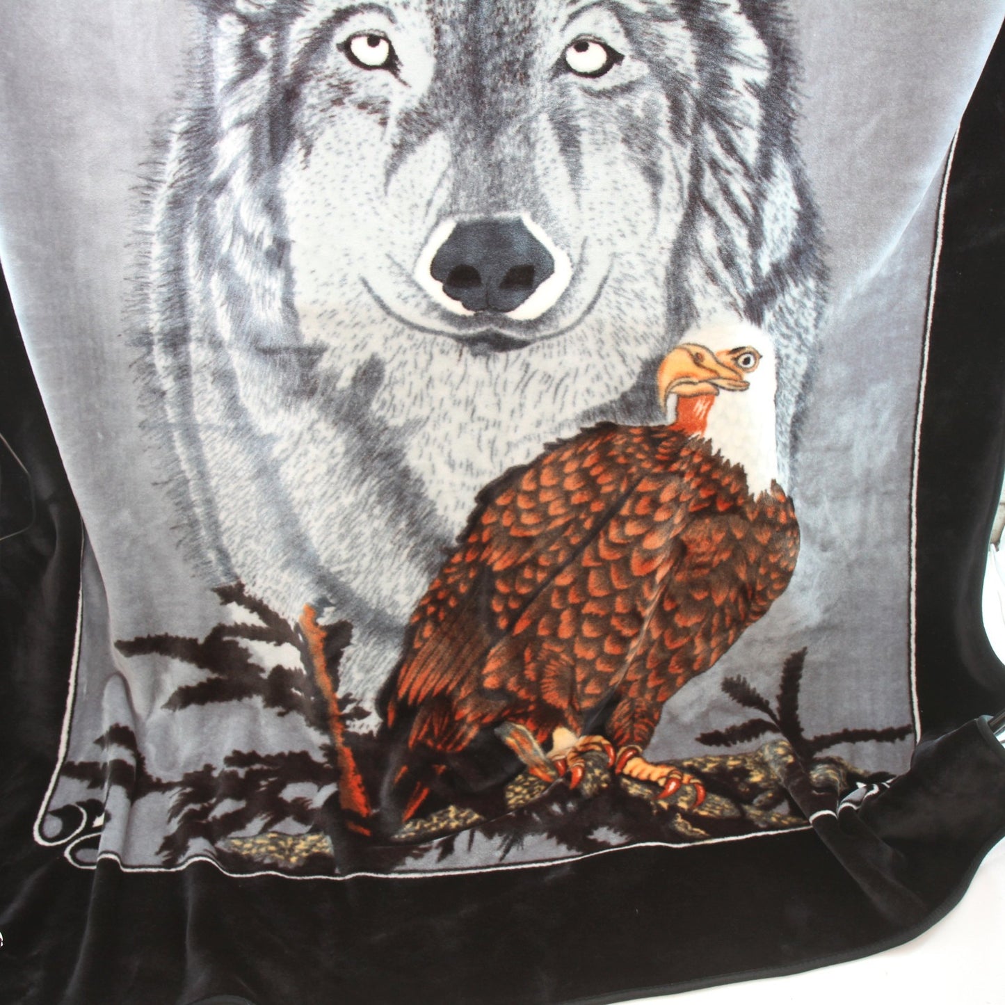 Vtg. Honey 2002 Plush Blanket Wolf & Eagle 80W X 92 1/2L