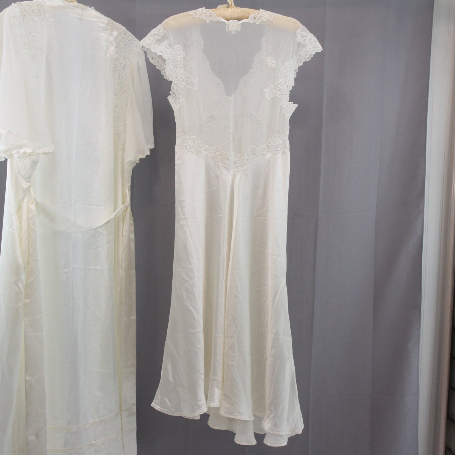 Vintage Bill Tice 1980s Gown & Negligee Peignoir White Ivory Lace Pearls S M