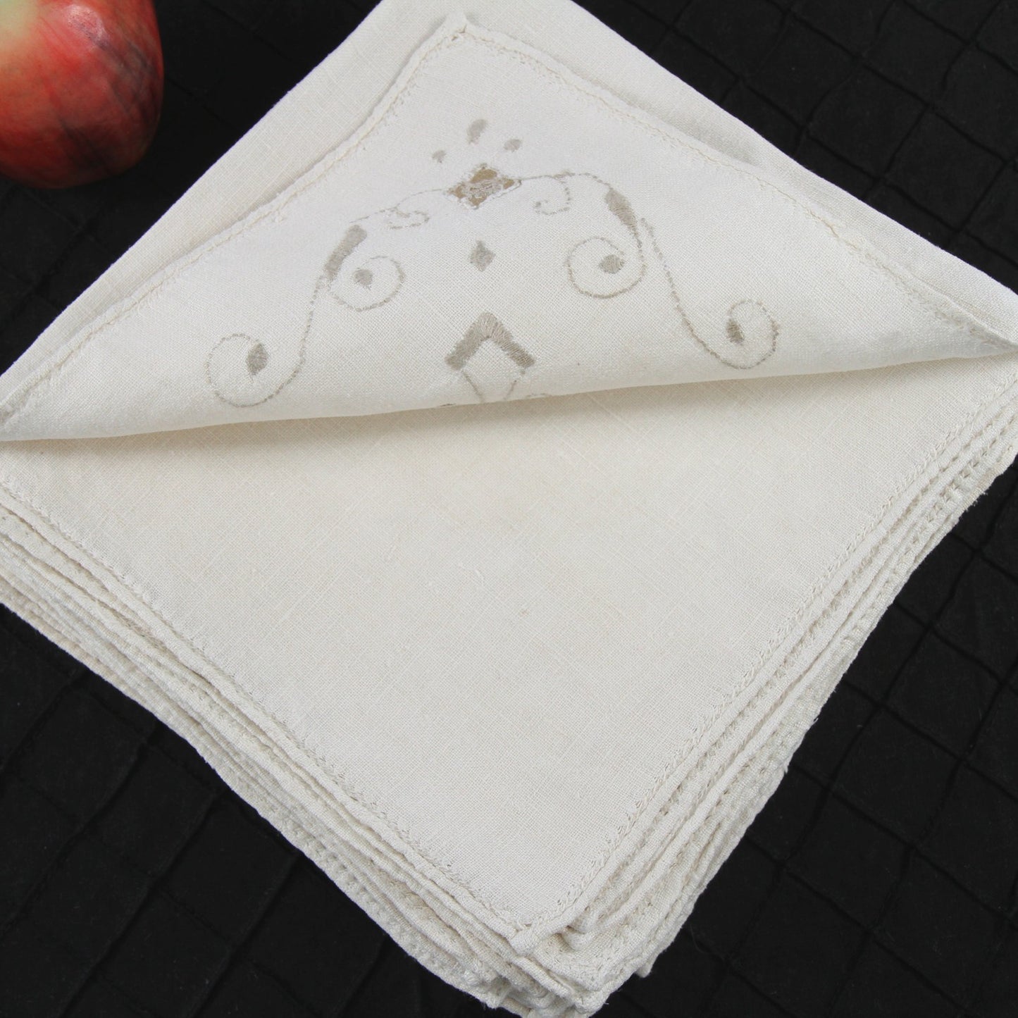 Eleven 11 Fine Linen Dinner Napkins Ecru Design Bone Neutral 16"