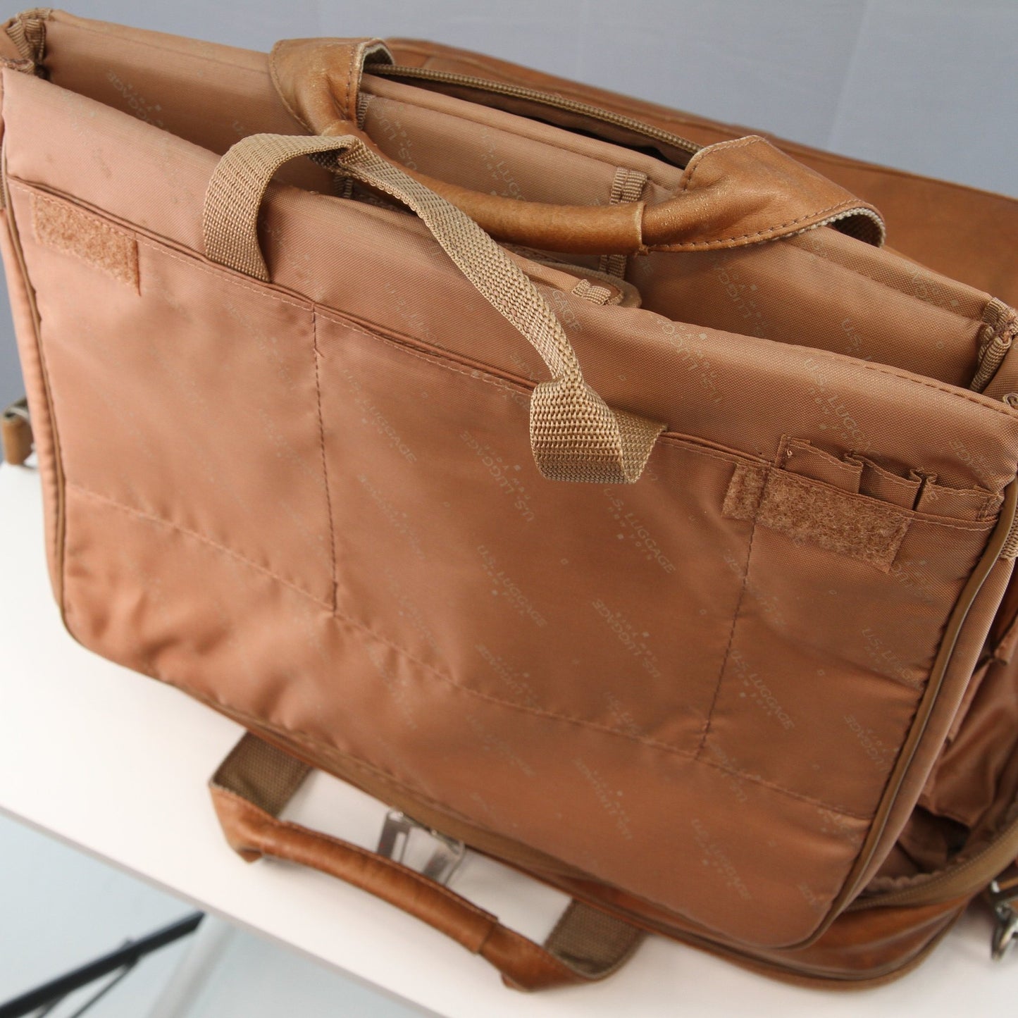 US Luggage New York Rolling Briefcase Suitcase With Laptop Sleeve Sholder Strap