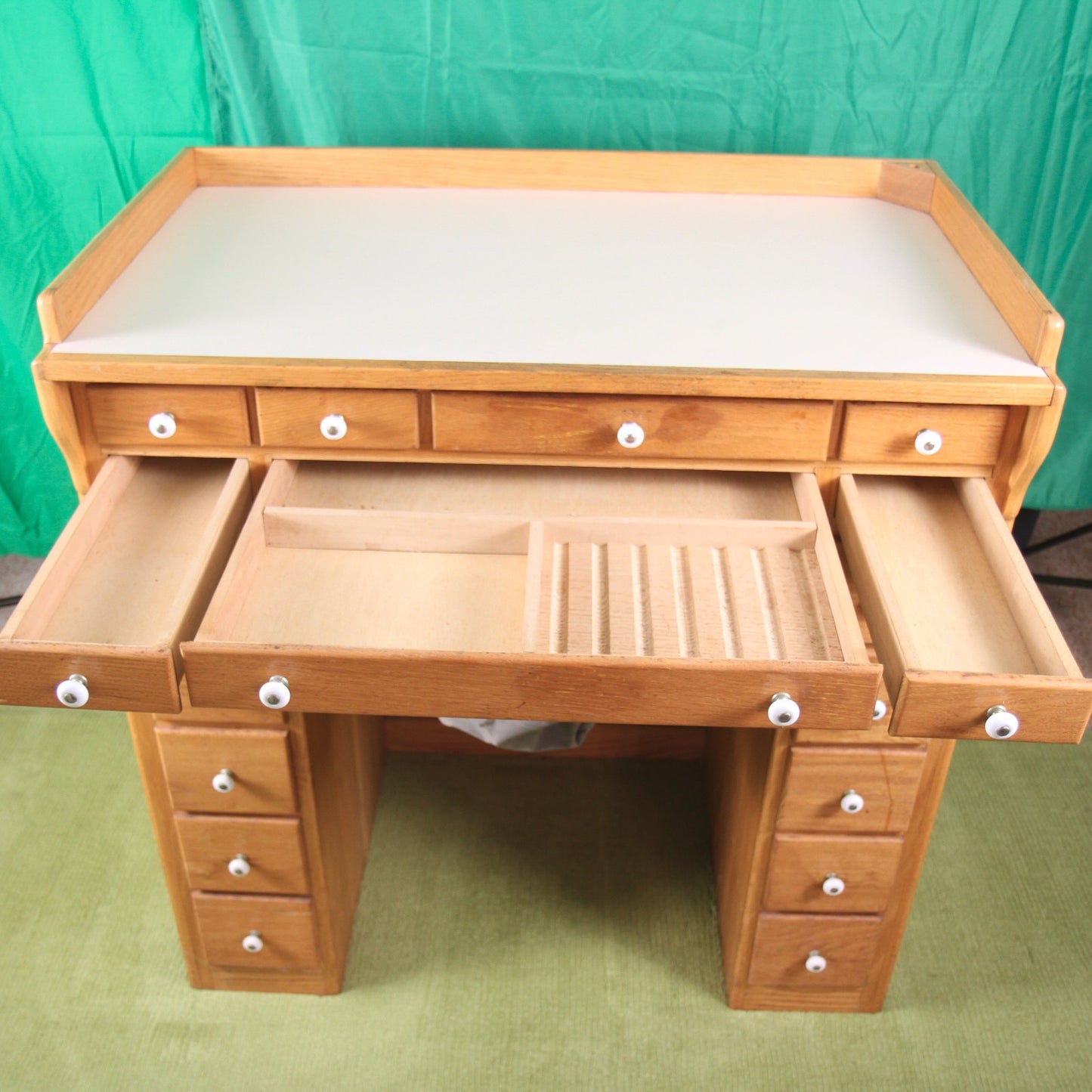 Vtg. 1991 Handcrafted James E Thompson Fly Tying Desk & Lyon Chair   Nokomis FL