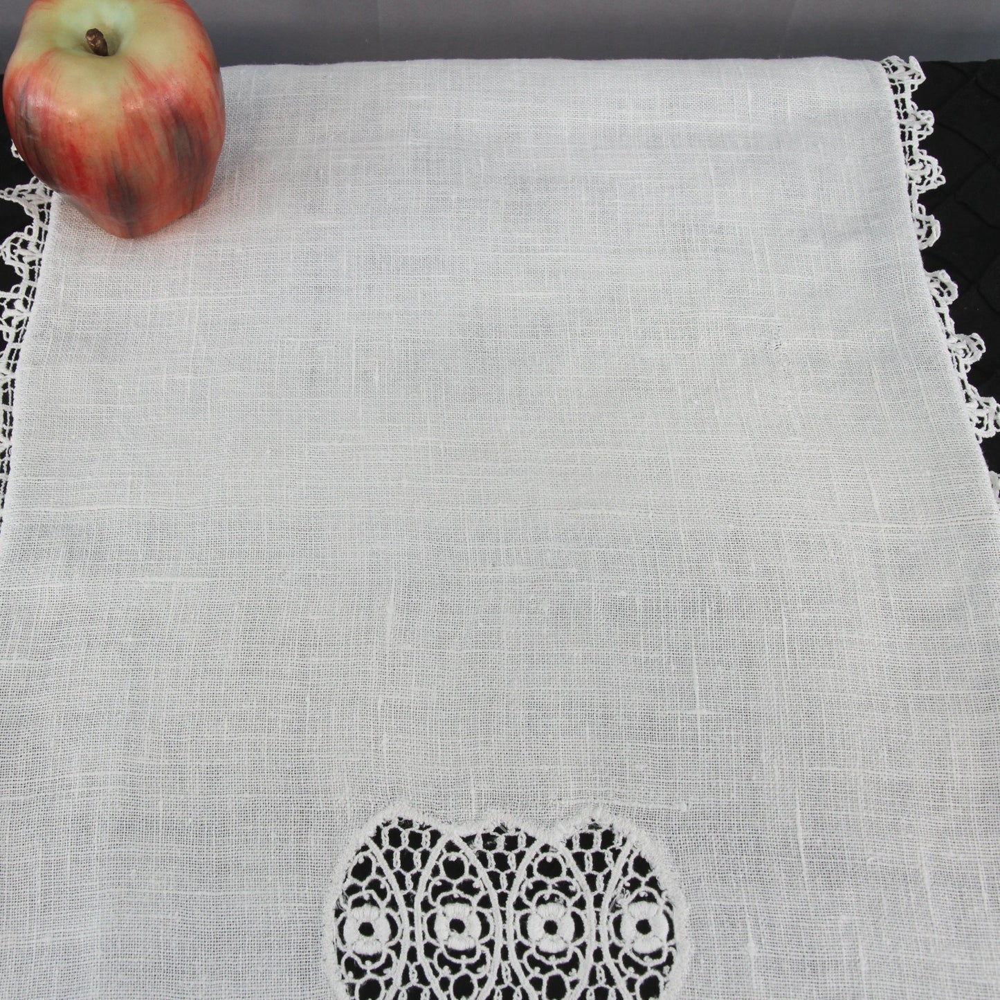 Vintage Fine Linen Table Runner Lace Inserts Drawn Work Design 30 1/2 x 14