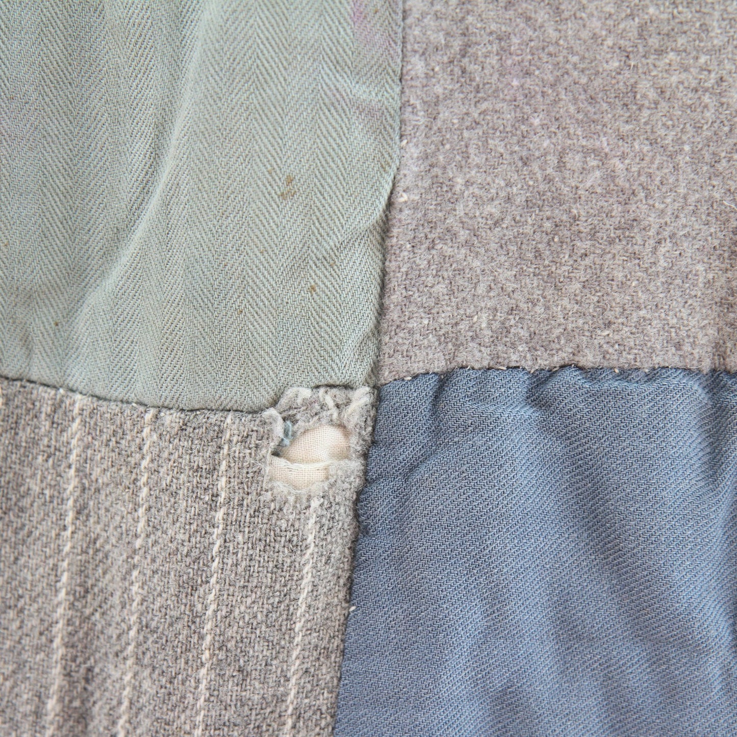 Vintage Hand Sewn Quilt Bed Cover Heavy 5.65LB 56W X 76L