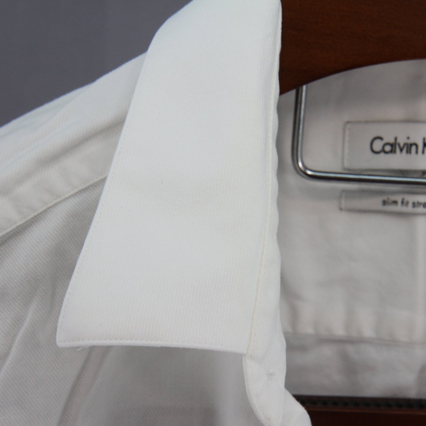 Pair Calvin Klein Mens SlimFit Stretch White Cotton/Spandex Dress Shirt 17 34/35