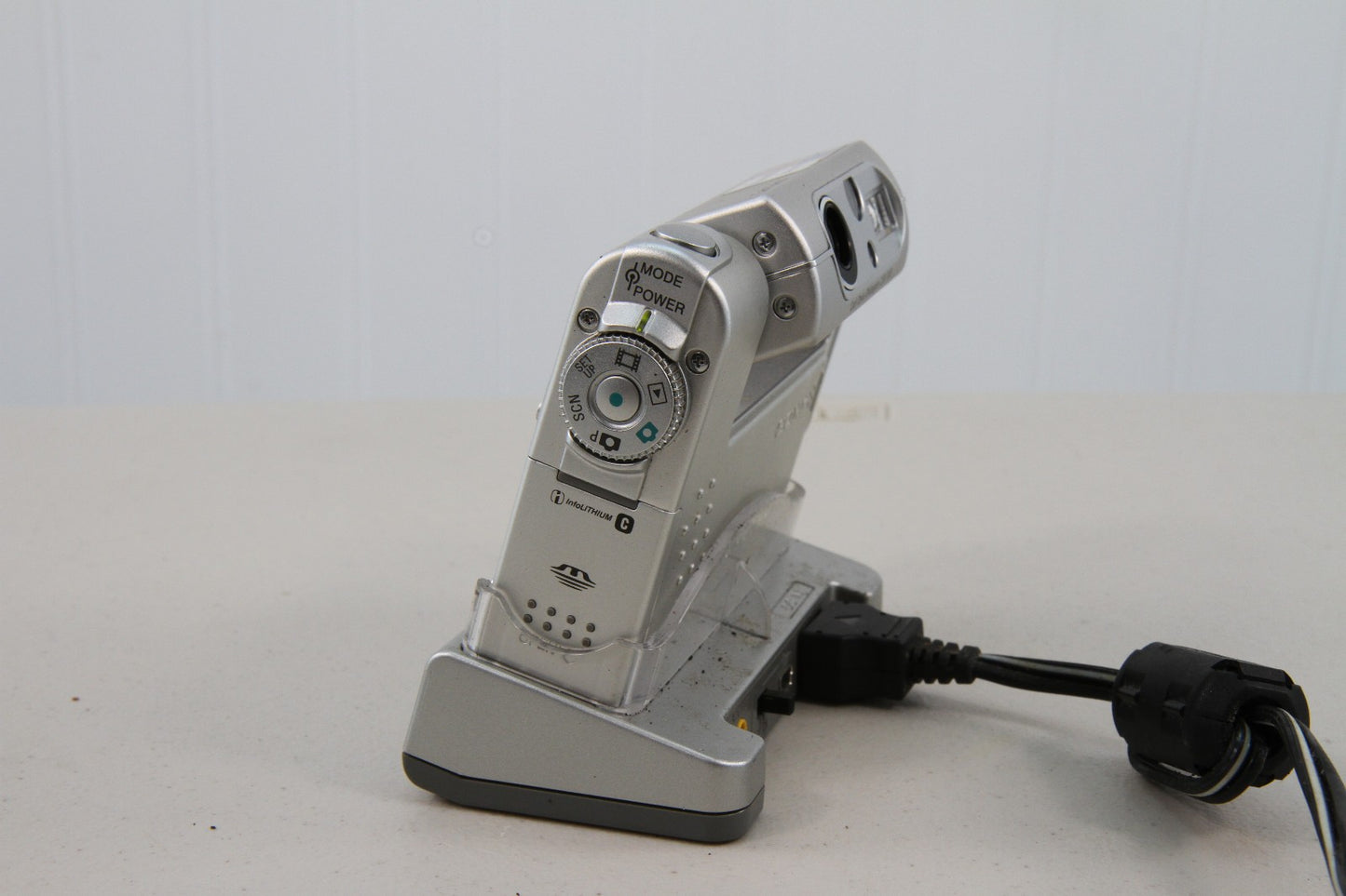 Sony CyberShot DSC-FX77 4.0 Megapixel Digital Still Camera Bluetooth Parts?