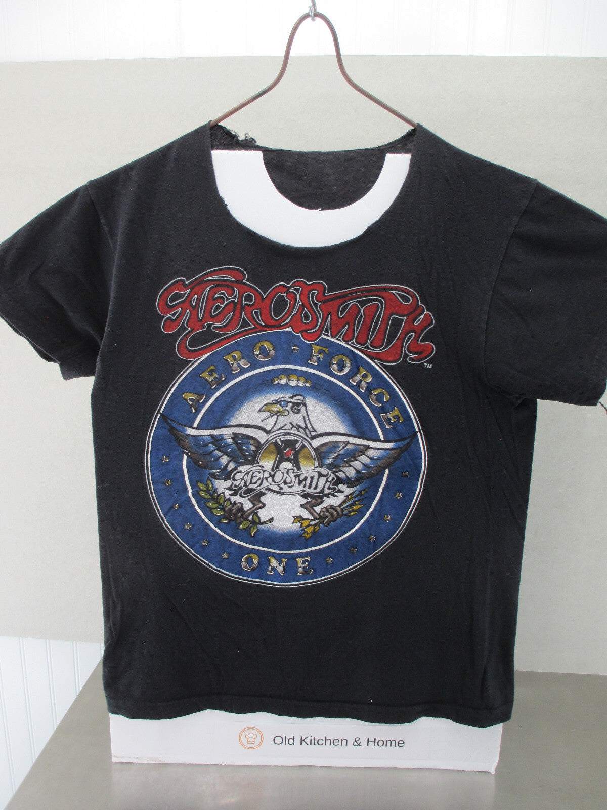 Vintage "Roadie" Tee Shirt Aerosmith Air Force One Tour 1986
