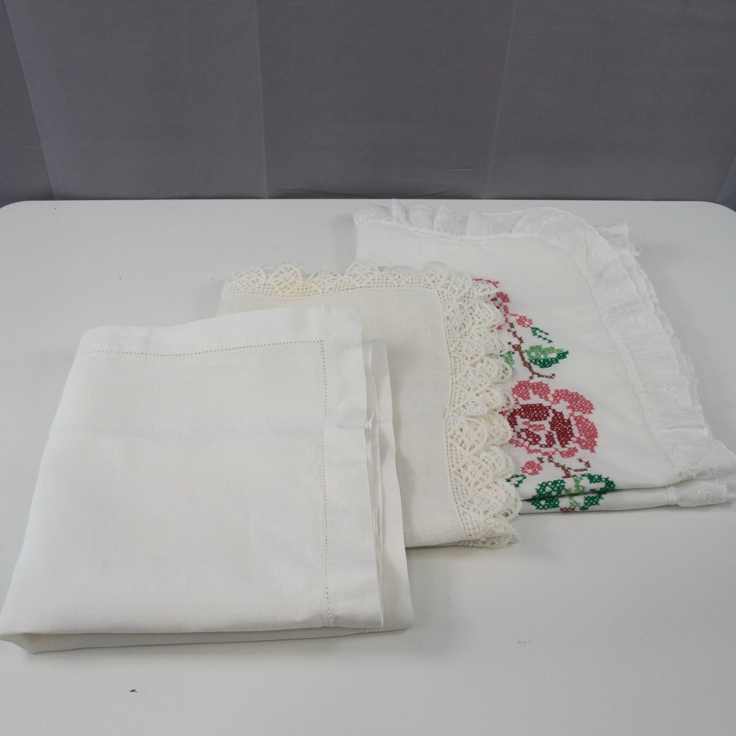 Set of 3 Vintage Cloth Table Runners Embroidered MCM Special