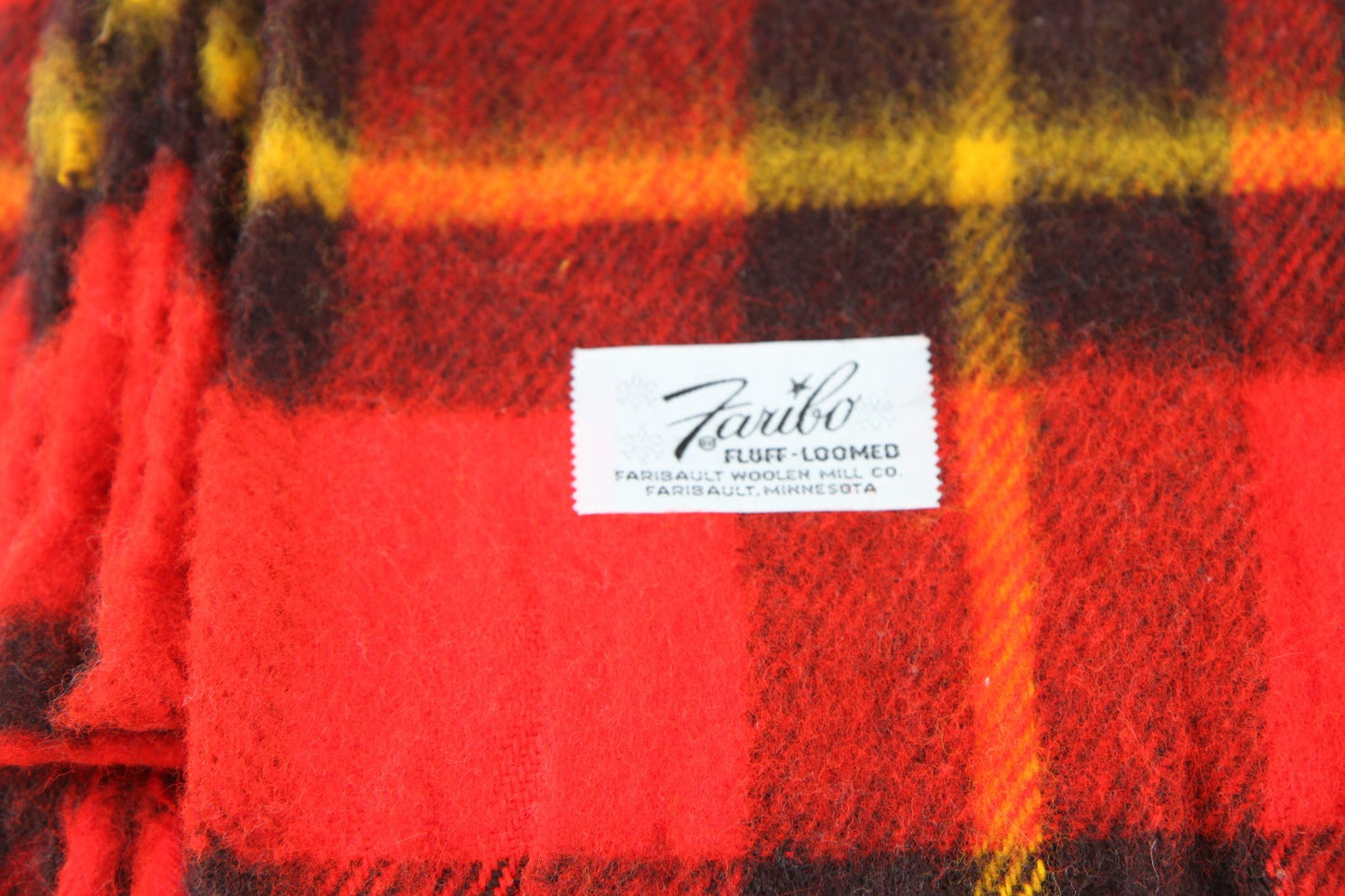 Vintage Faribo Fluff-Loomed Plaid Throw 52W X 54L