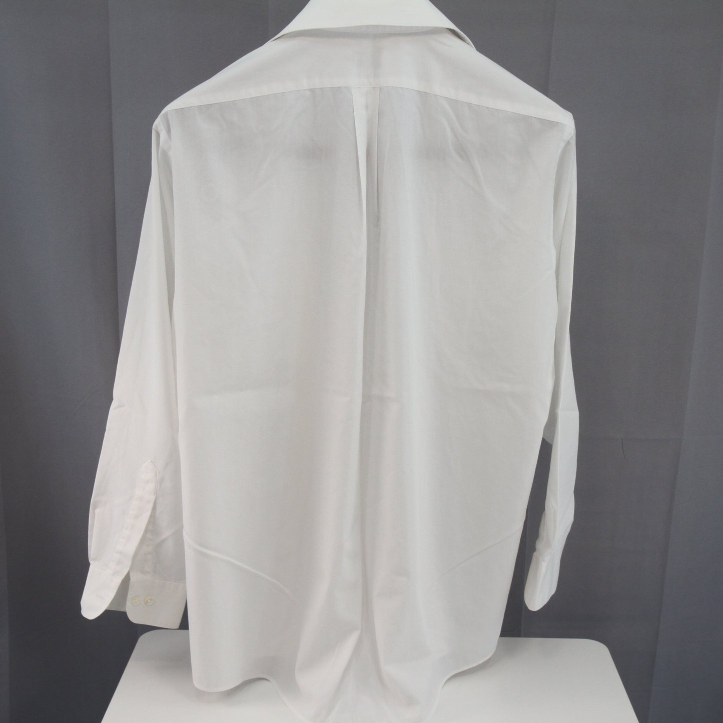 Van Heusen Poplin Mens White Dress Shirt Polyester/Cotton 17 34/35