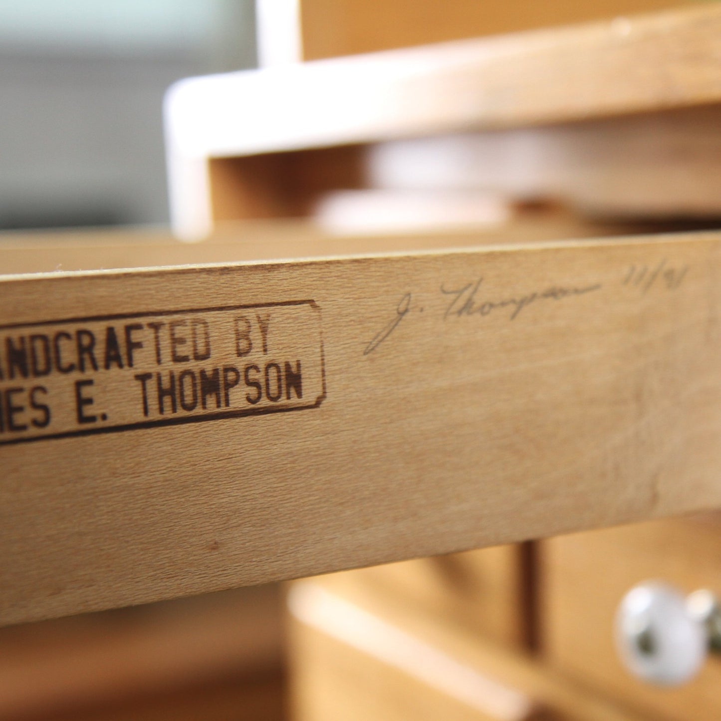 Vtg. 1991 Handcrafted James E Thompson Fly Tying Desk & Lyon Chair   Nokomis FL