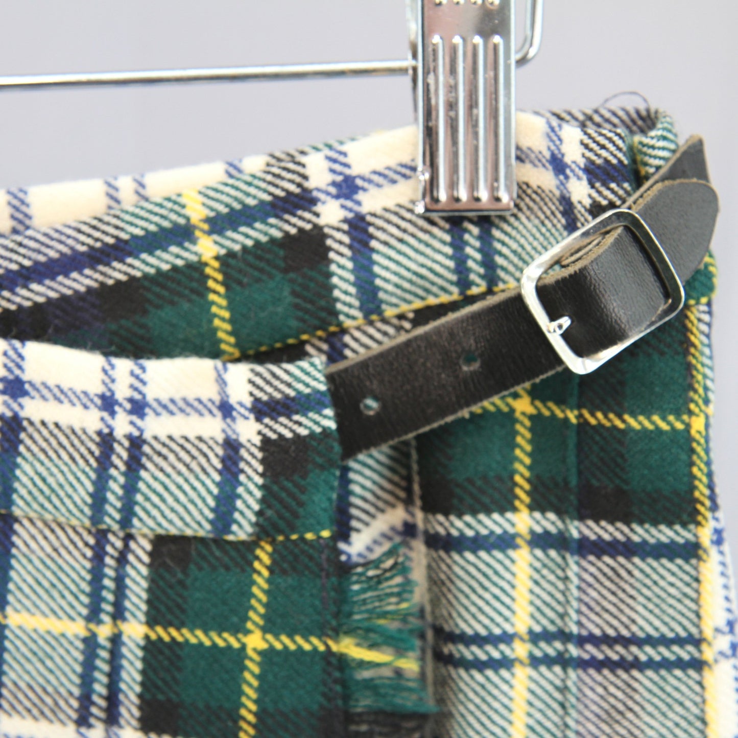 Laird-Portch Gordan Tartan Plaid Skirt Pleated Flat Front Leather Belt Waist 24"