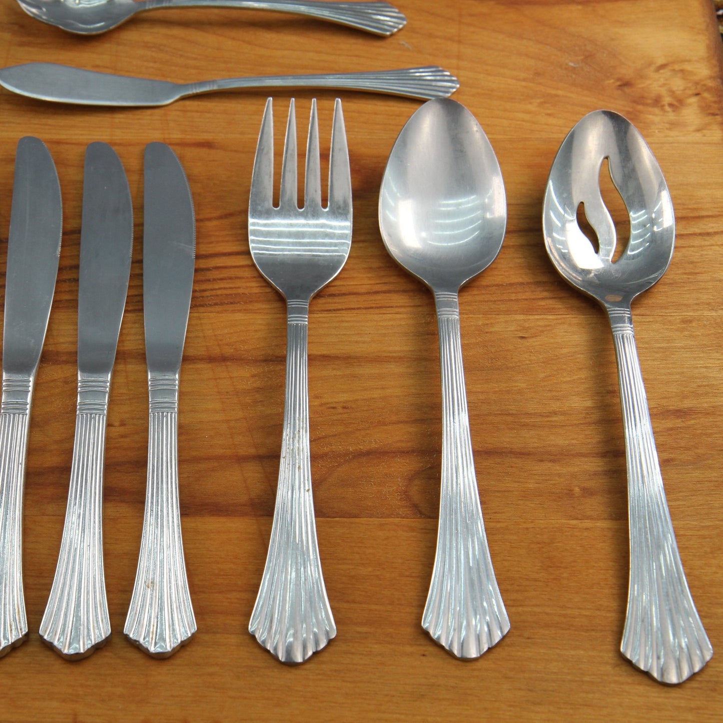 Four Place Setting Farberware Heron SS  Glossy w/Shrimp Butter Sugar Serving Set