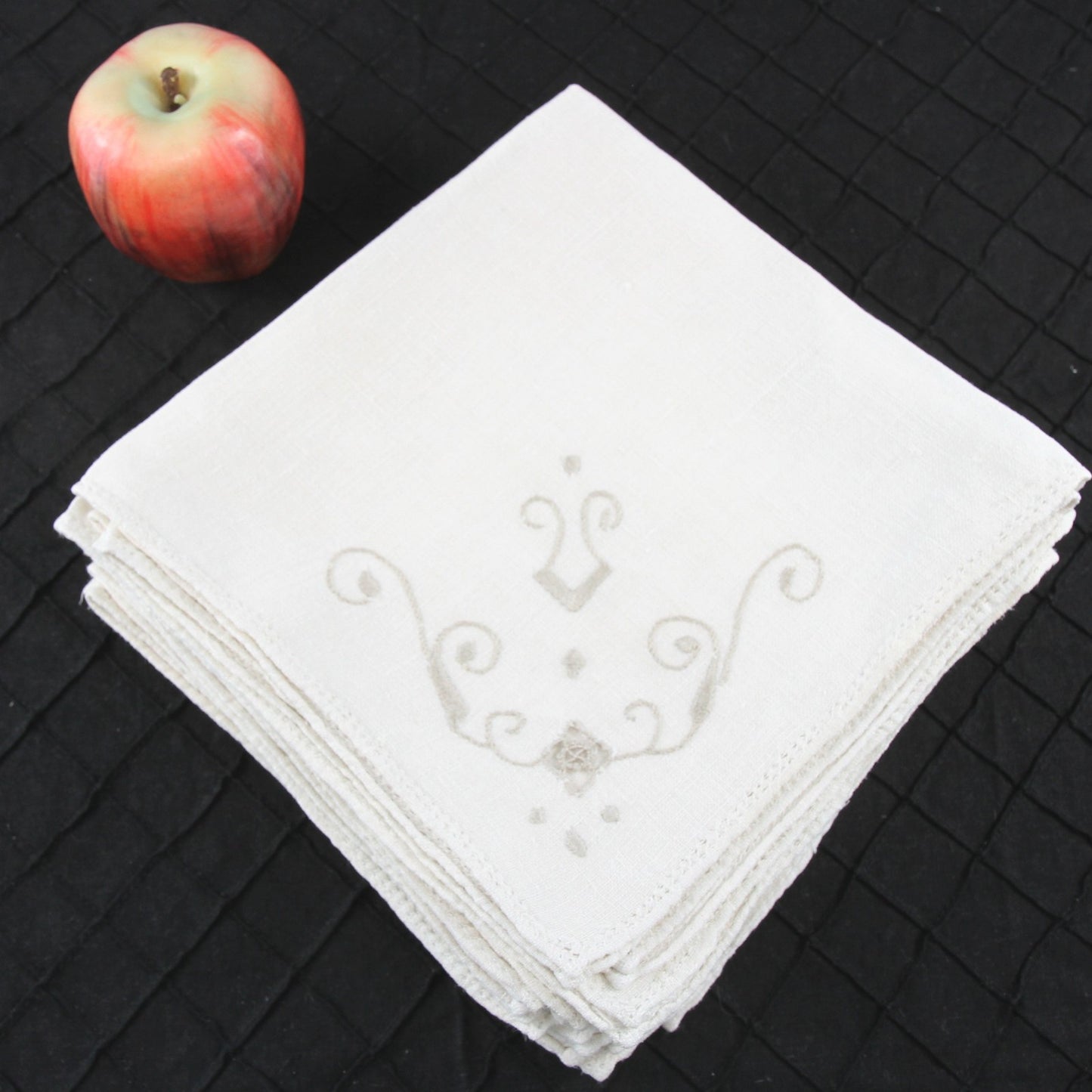 Eleven 11 Fine Linen Dinner Napkins Ecru Design Bone Neutral 16"