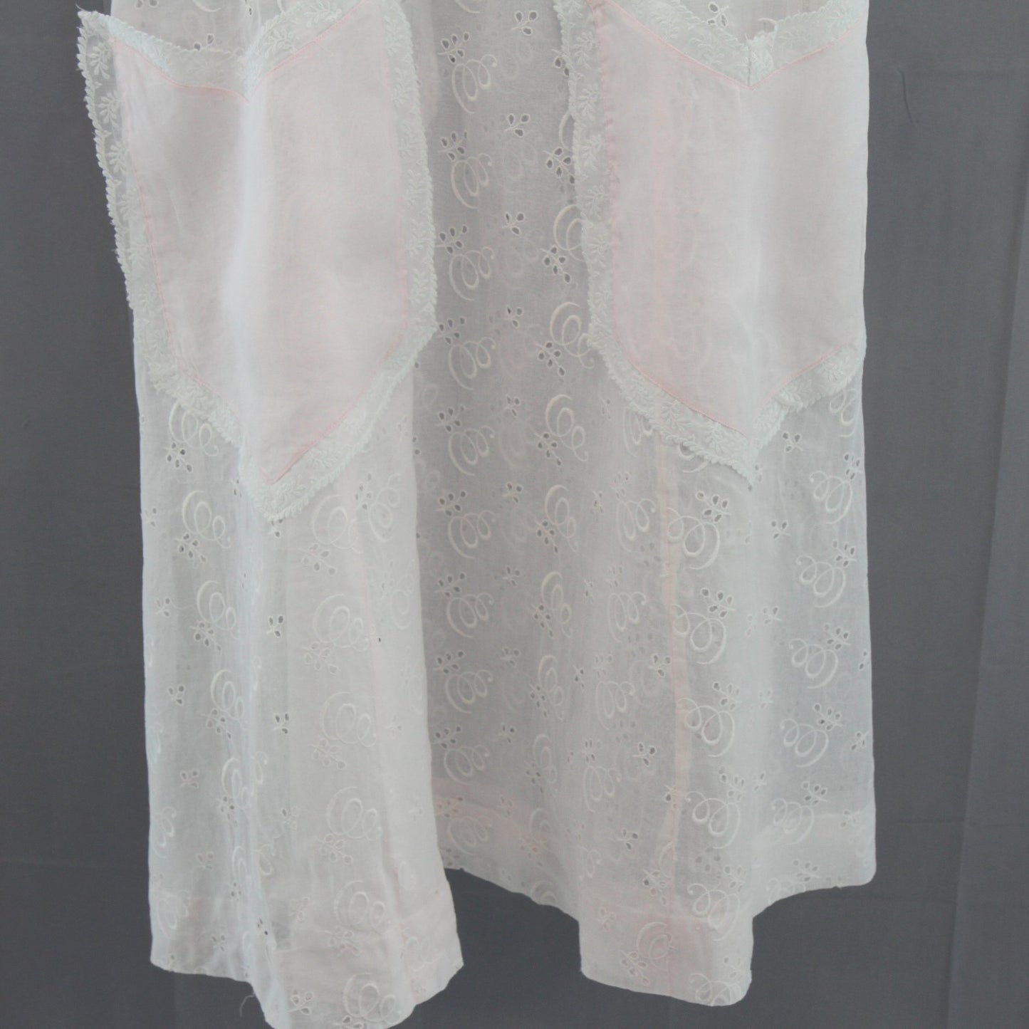 Vintage 1940s-50s Pink Organdy Embroidered Dress Lace Trim Hand Sewn Hem