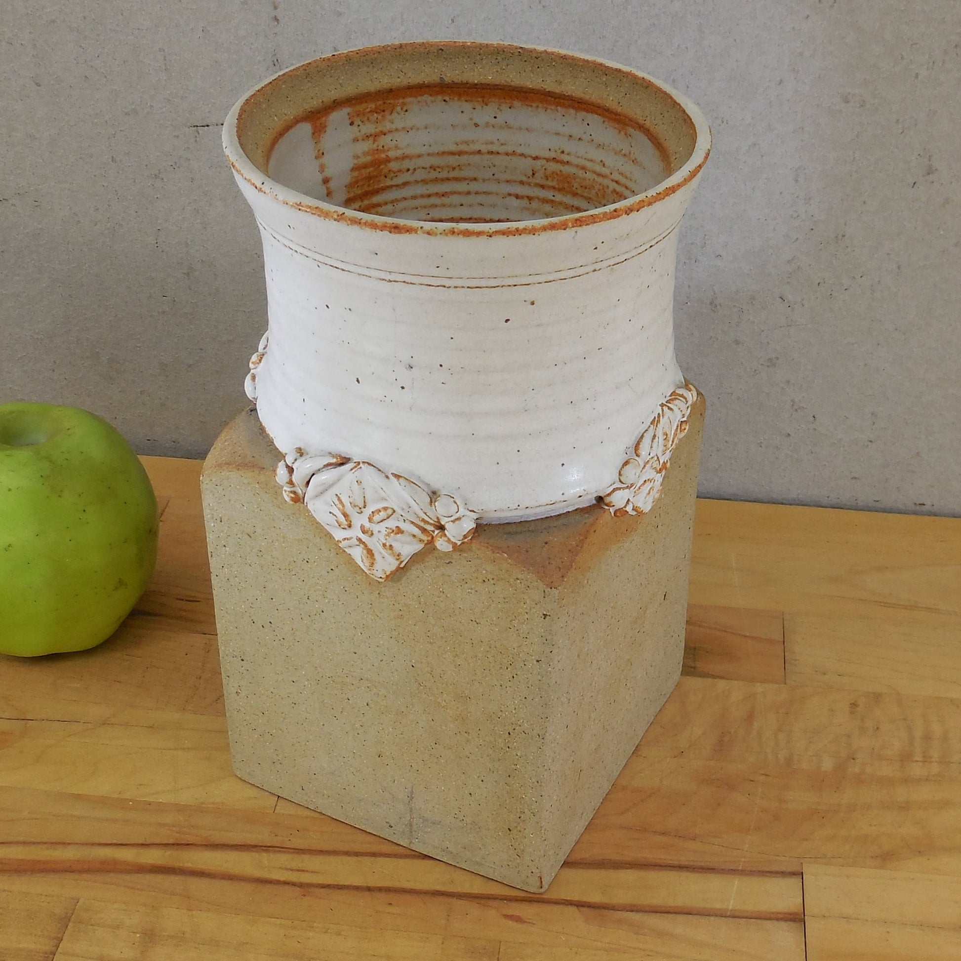 Aleen Gottlob 1980's Pottery Vase Round To Square Tan White 8.5"