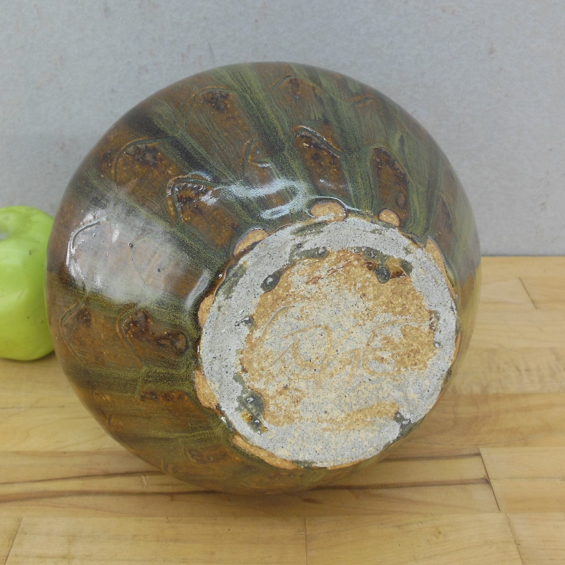 Kim Ellington Catawba Valley NC Stoneware Pottery Vase 9" Signed Incised

