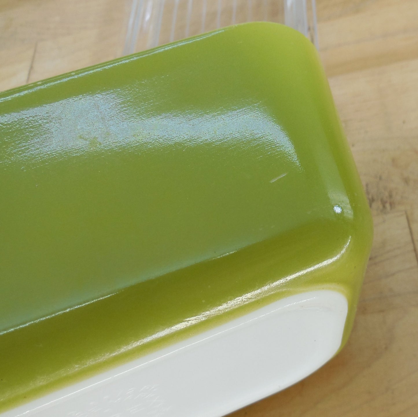 Pyrex Glass USA Medium 1.5 Pint Green Casserole Refrigerator Dish 0502