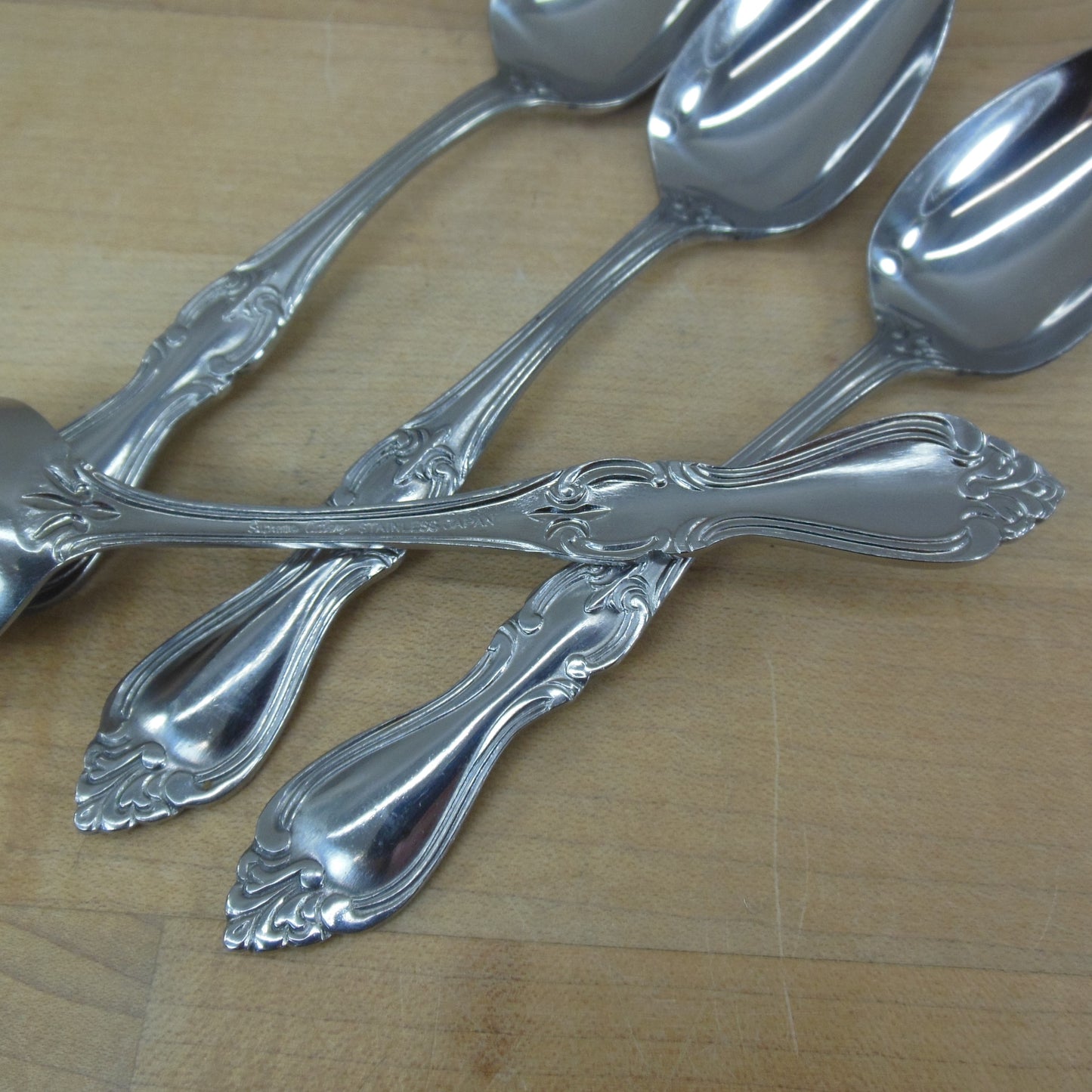 Towle Supreme Cutlery TWS70 NOS Teaspoons - 4 Set Vintage