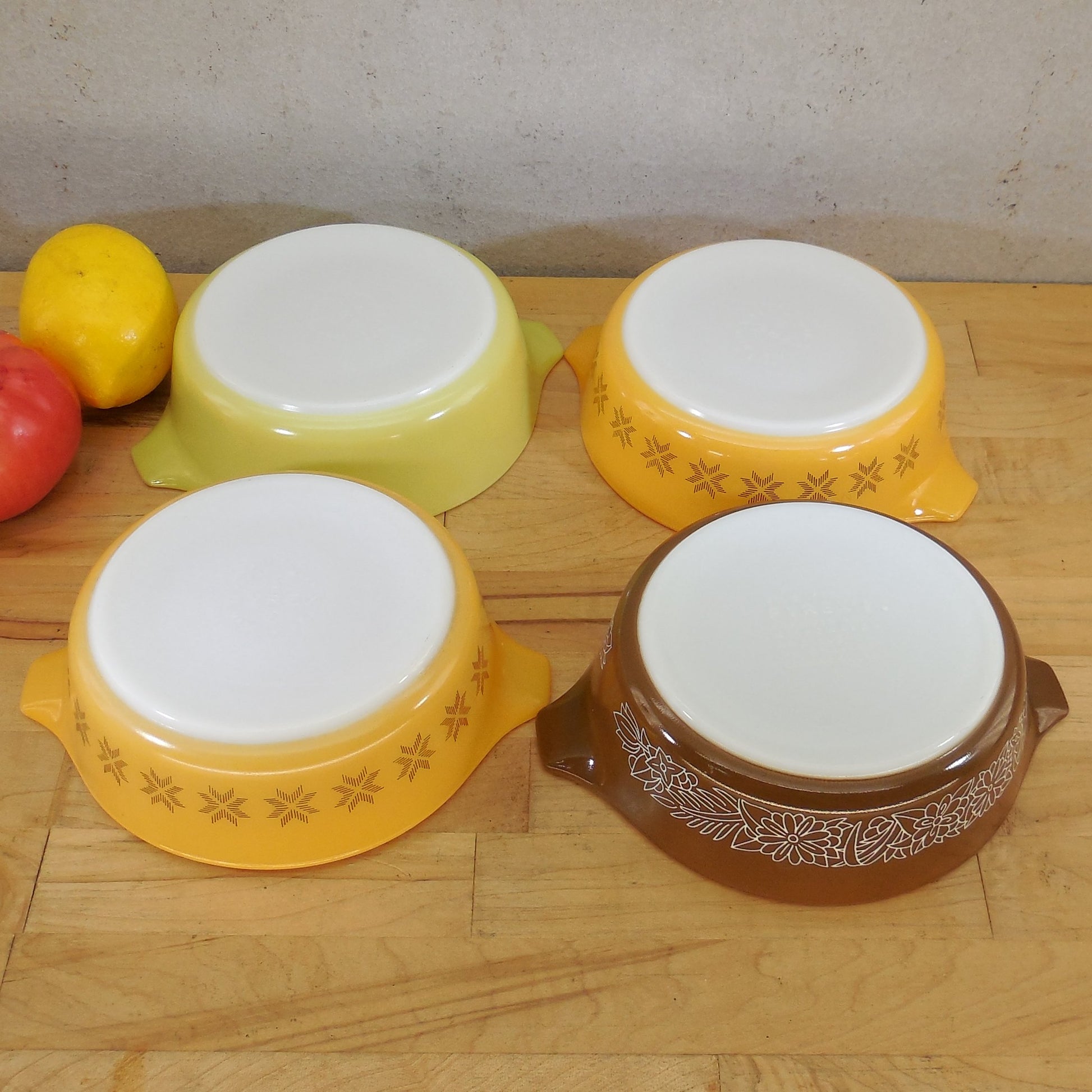 Pyrex Glass 4 Lot Open 471 Casserole Dishes Yellow Woodland Town Country No Lids