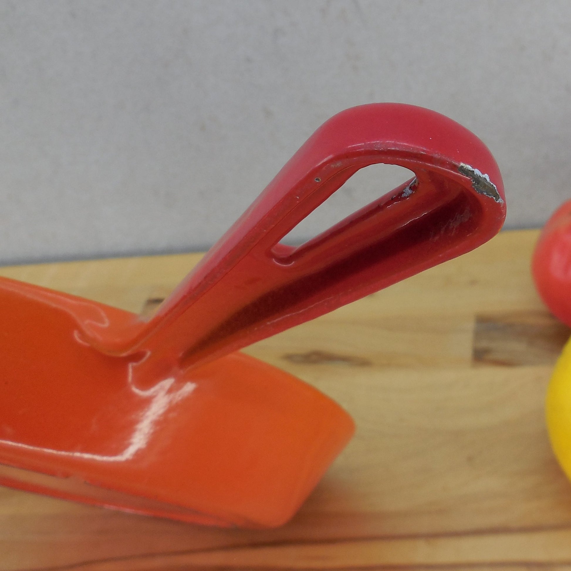 Unbranded #7 Flame Orange Enamel Cast Iron Skillet 4 Notch Used Cleaned