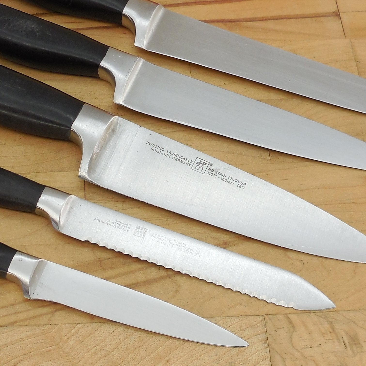 J.A. Henckels Solingen Germany 5 Knife Lot Chef Paring Slicing 31070 Series chef paring slicing boning
