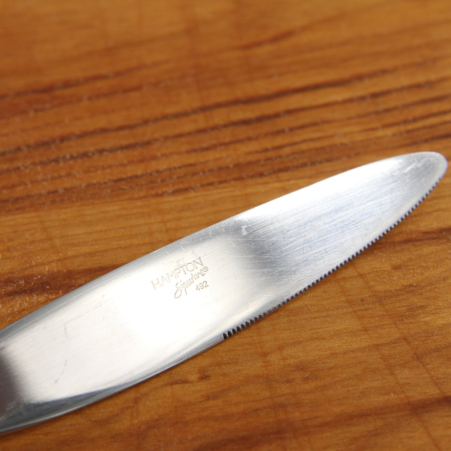 Hampton Signature SS Flatware Pattern 492 Four Place Frosted Handle