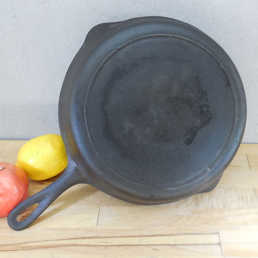 Lodge USA #8 Cast Iron Skillet 3 Notch Heat Ring Not Restored