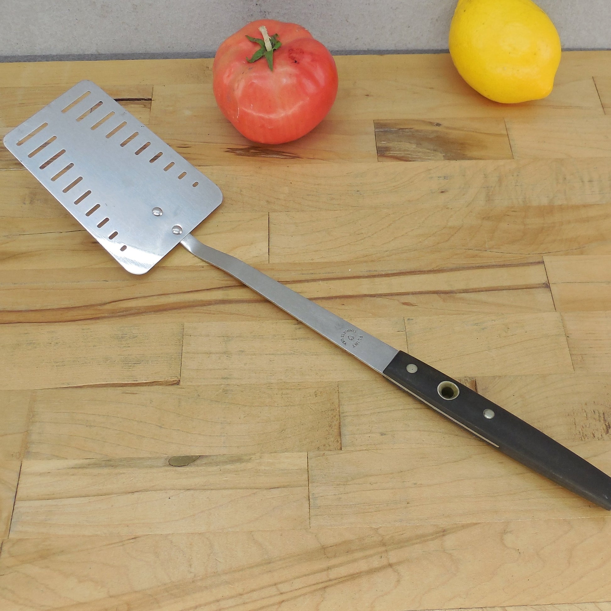 Flint Ekco Spatula Long Black Handle Center Hole 15.25"