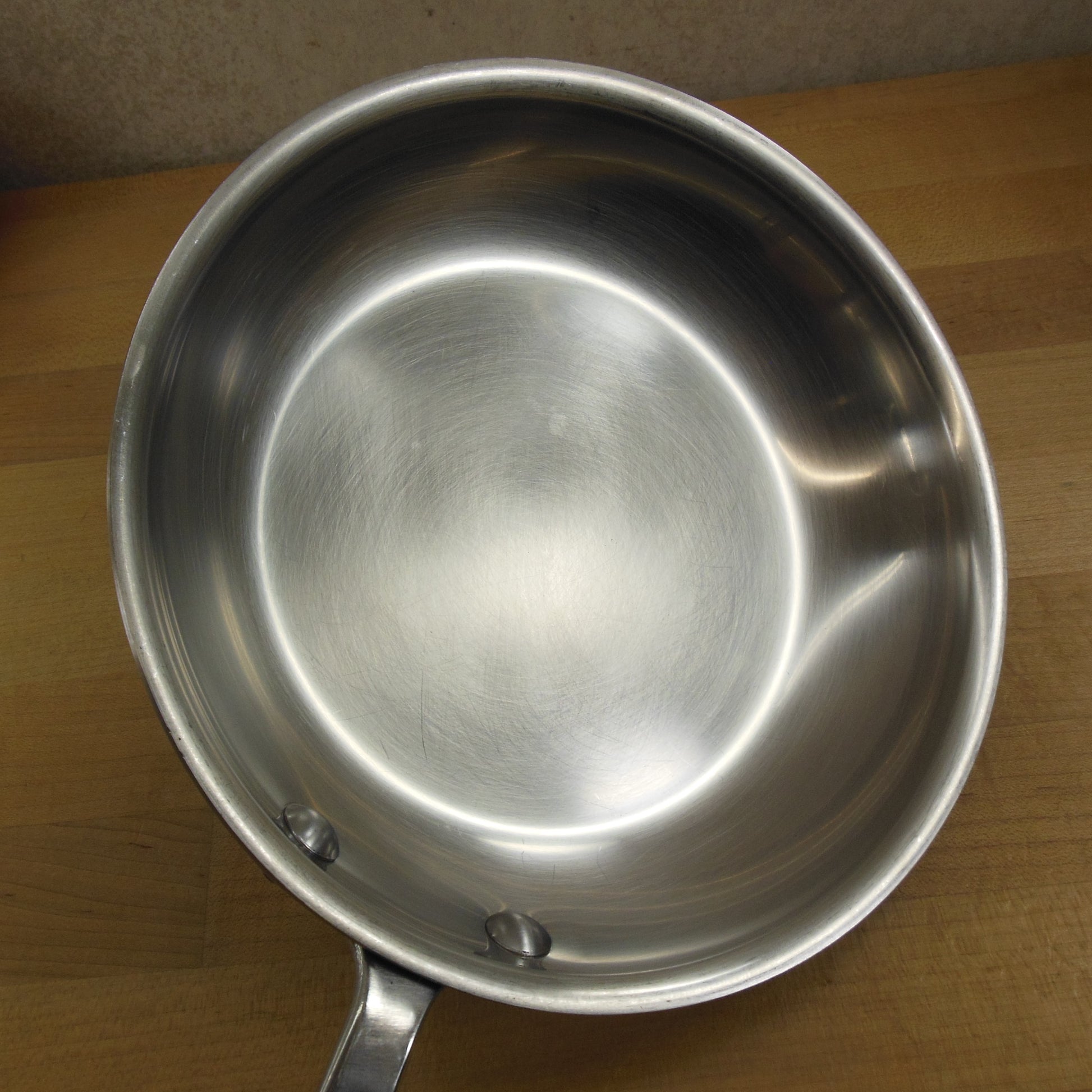 All-Clad Ltd Stainless Anodized 8.5" Fry Pan Skillet interior steel