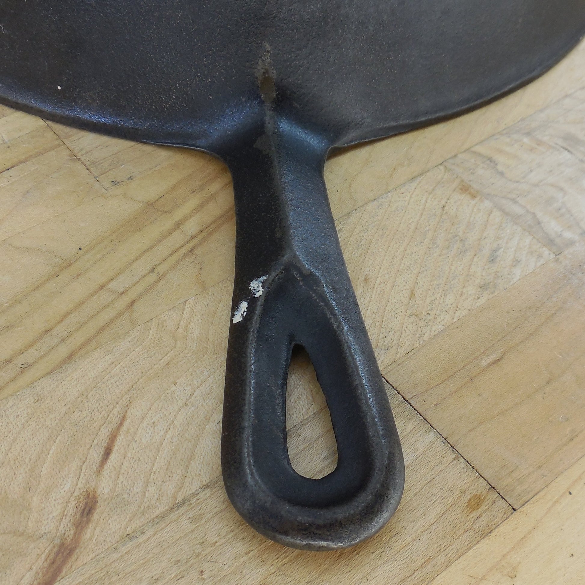 BSR Birmingham Stove & Range Red Mountain 8 K Cast Iron Skillet Unrestored Handle