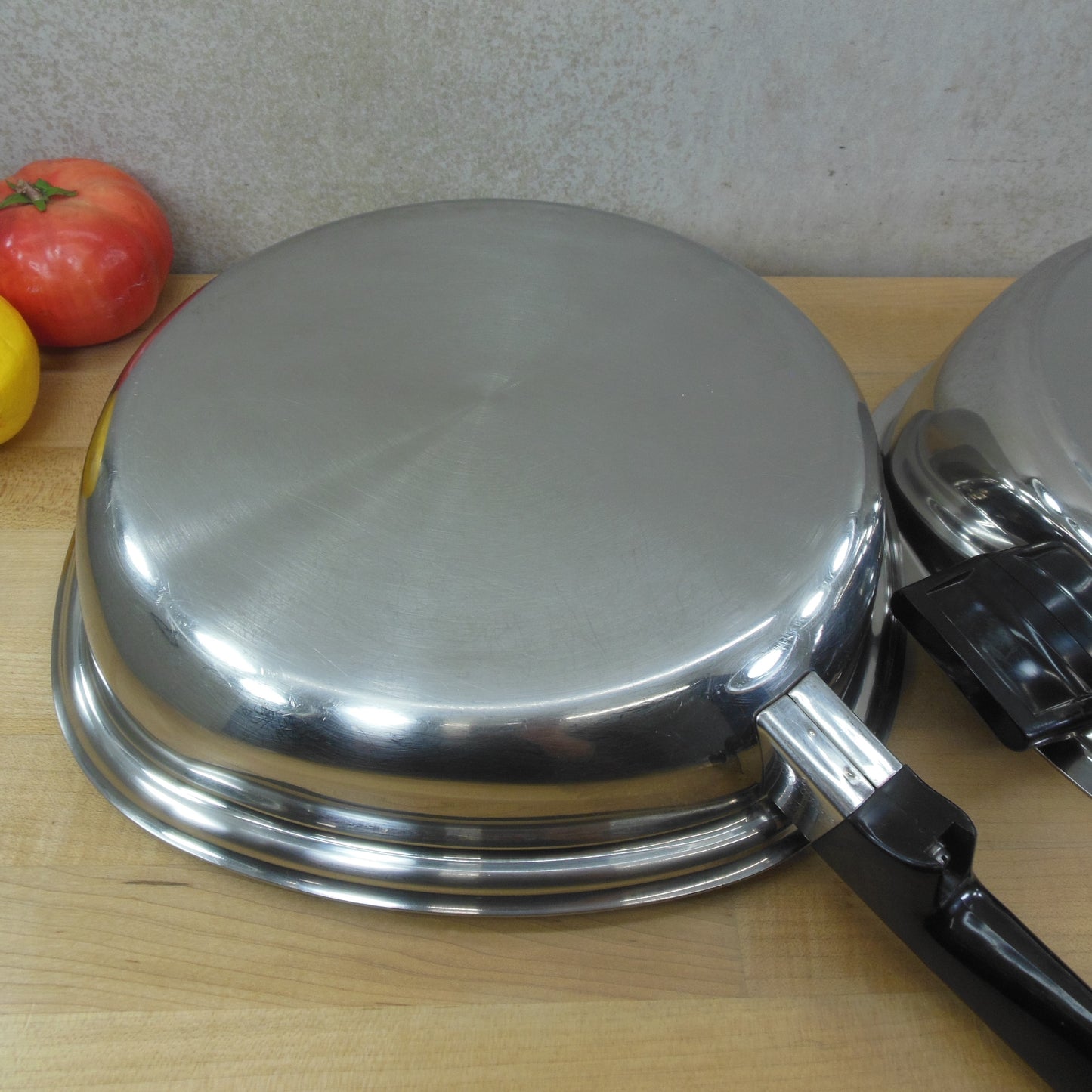 Aristo-Craft West Bend 11.75" Stainless Fry Pan Skillet & Combo Cook Lid steel