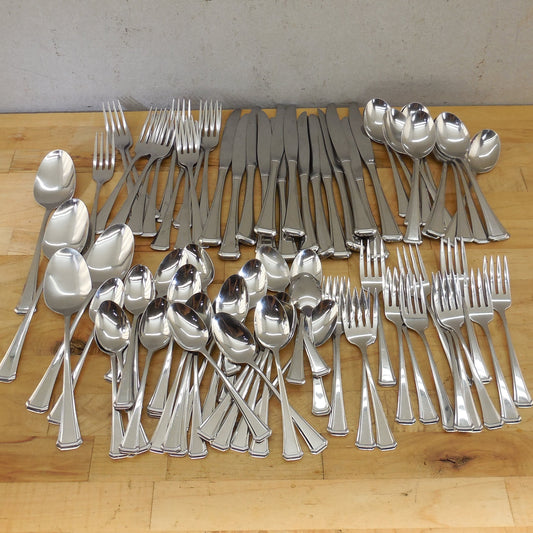 Oneida SSS Stainless Flatware Set 94 Pieces Aberdeen Maestro Etc.