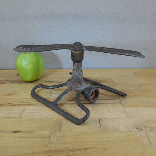 Armstrong USA Aero-Mist Iron Brass Propeller Water Lawn Sprinkler