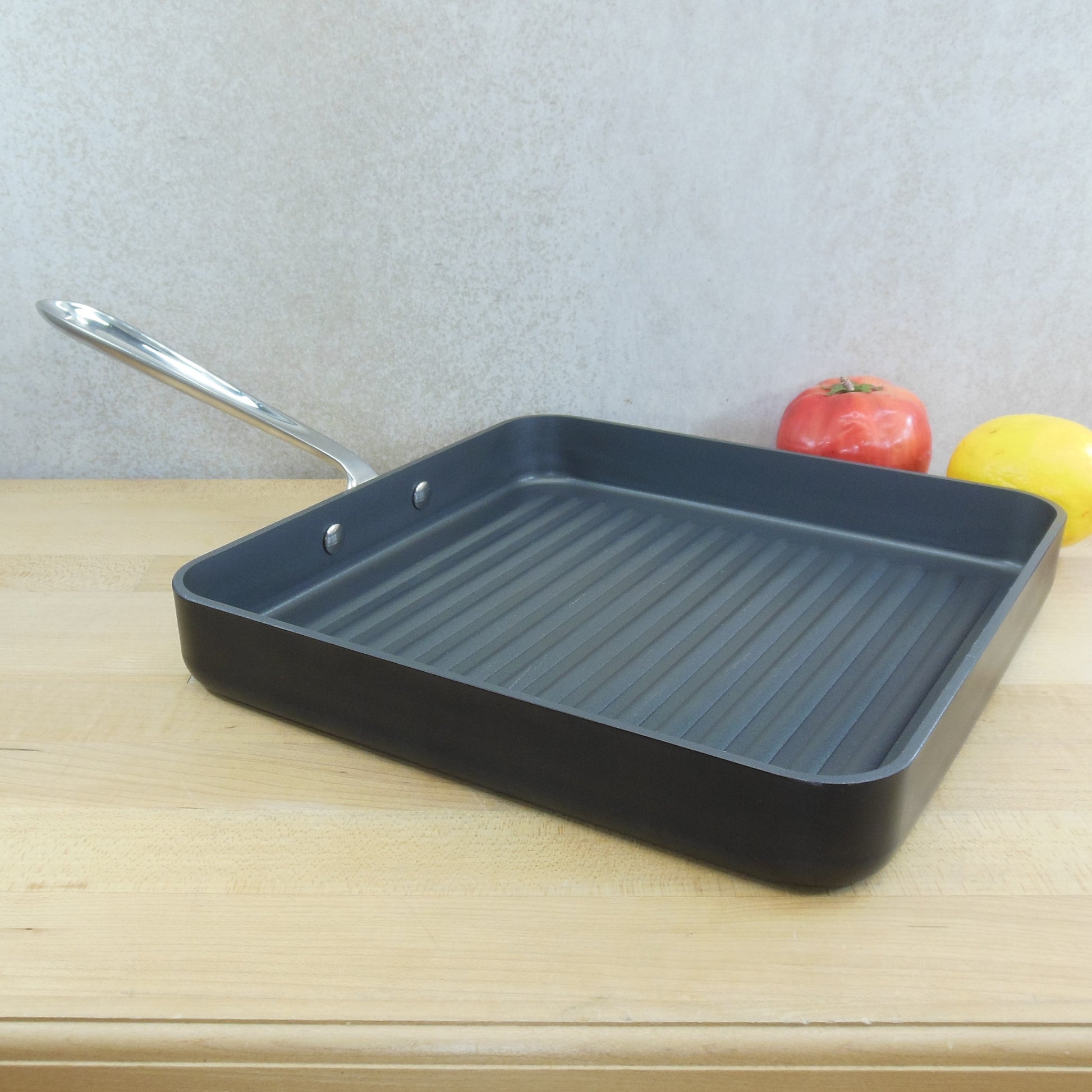 All-Clad Hard-Anodized Non-Stick 11 Square Griddle + Reviews