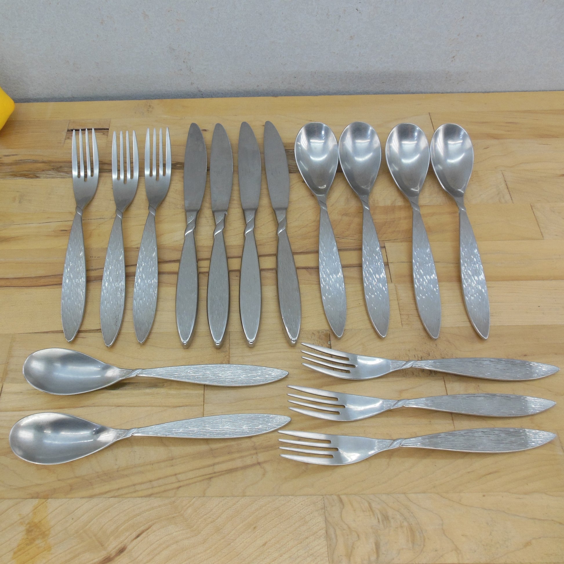 L'Argent Orfevres Wavendon Stainless Flatware Lot 16 Pieces