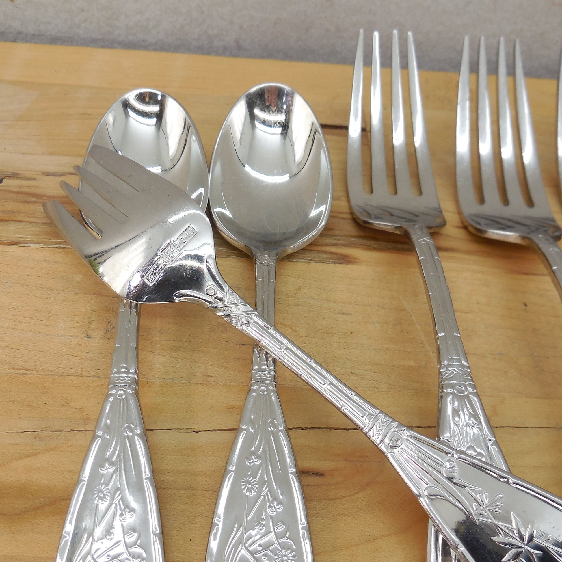 Ricci Argentieri Japanese Bird Stainless Flatware 17 Lot Spoon Fork Knife Signed