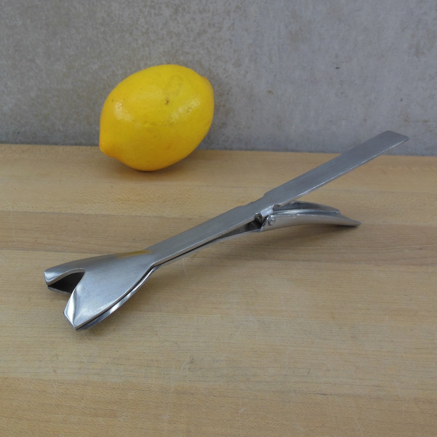 Arthur Salm AS Japan Saxon 1966 Stainless Ice Tongs