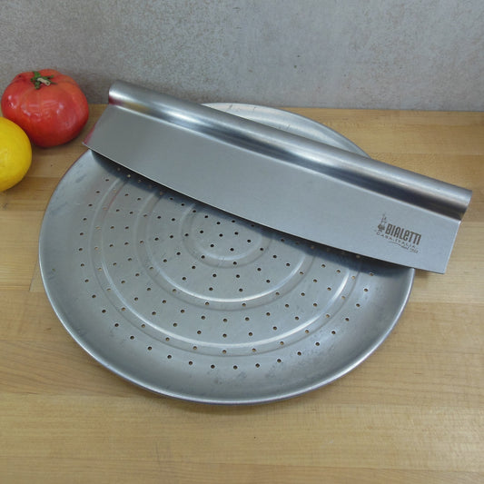 Ekco Perforated Aluminum Pizza Pan 13" & Bialetti Stainless Cutter