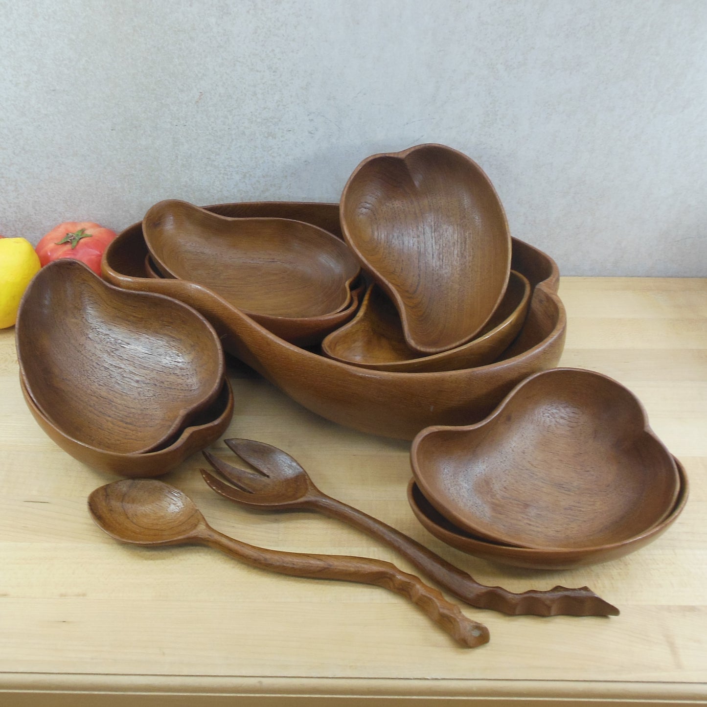 Unbranded Monkey Pod Wood Salad Bowl 11 Piece Serving Set