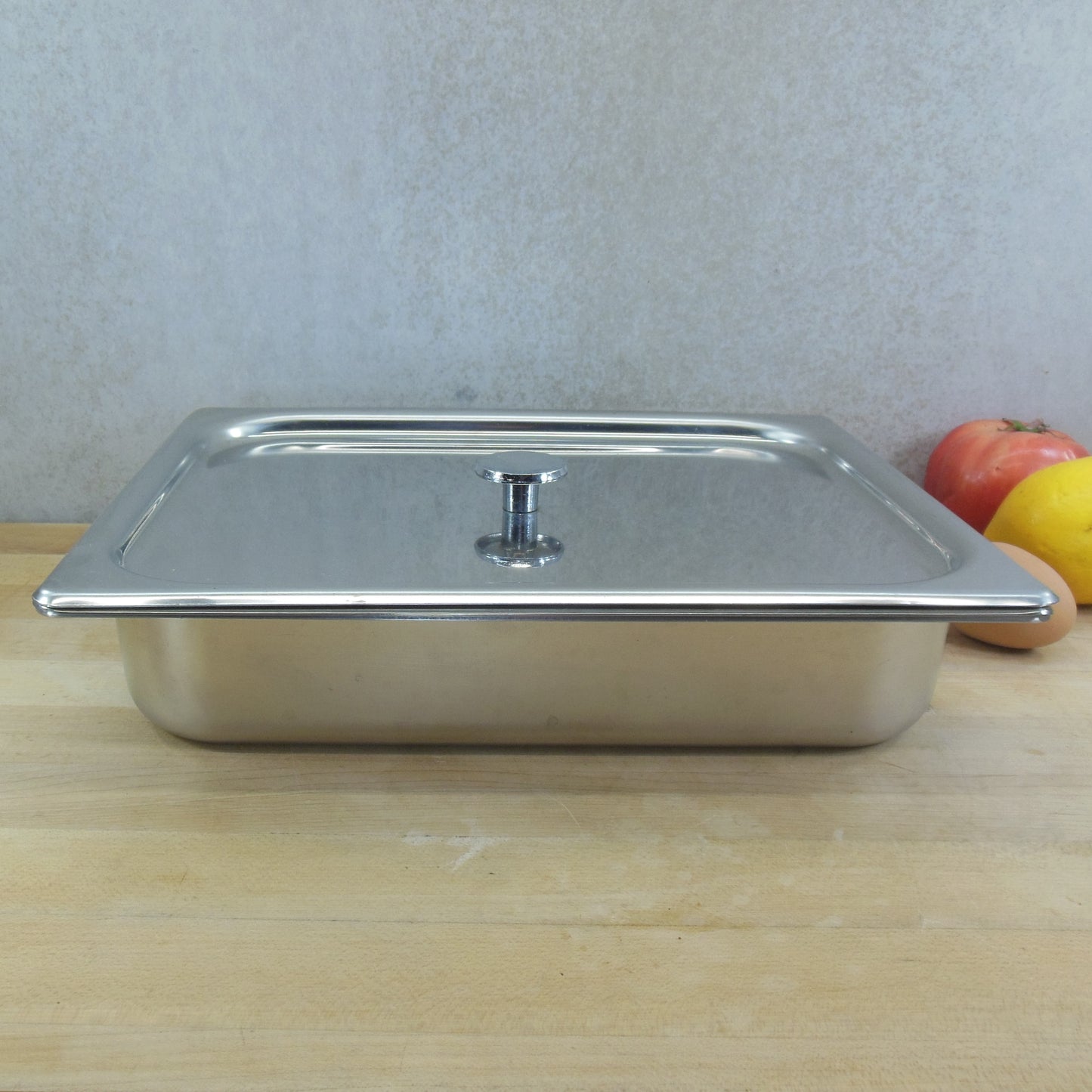 Bloomfield Ind. Inc. 4-1/2 Qt. Steam Table Stainless Hot Tray 8 Cup Egg Poacher Lid