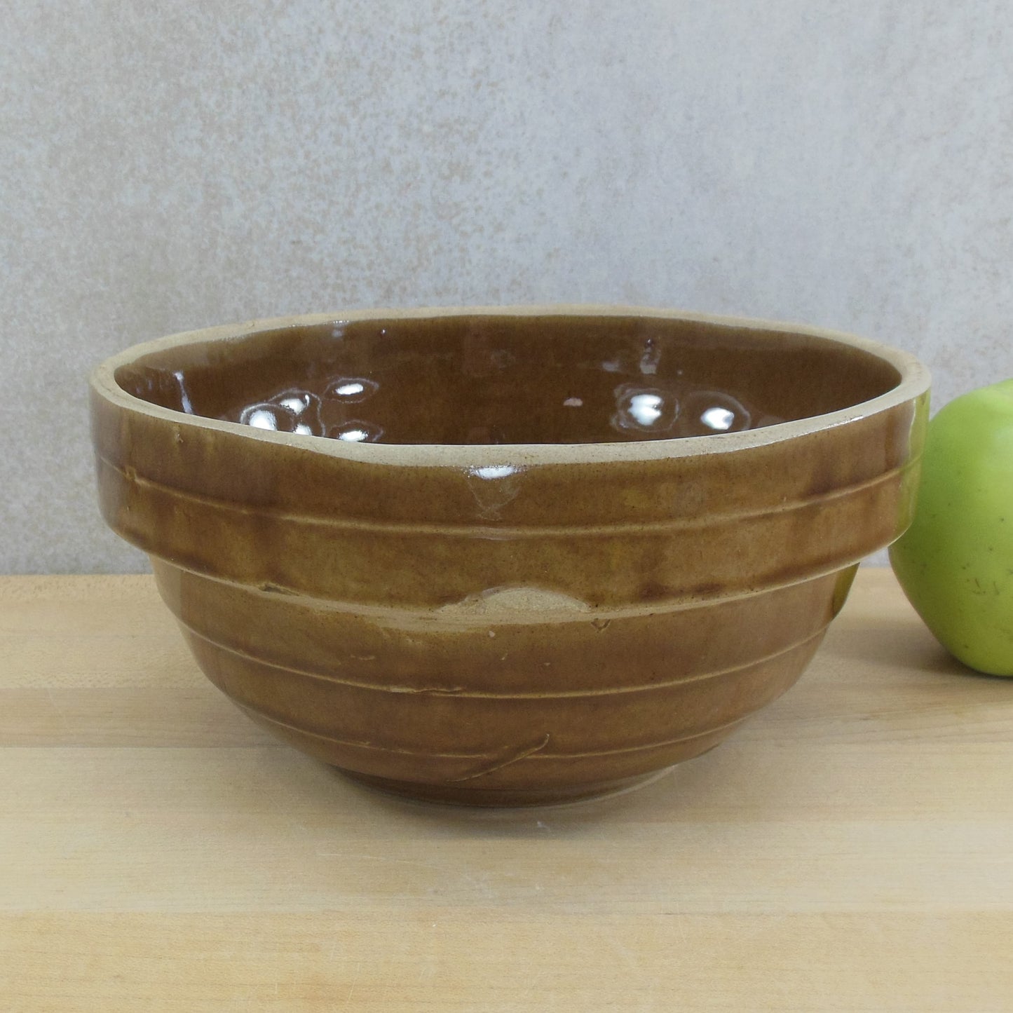 Unbranded Ringed USA Stoneware Pottery Mixing Bowl Brown 8" 8 IN.