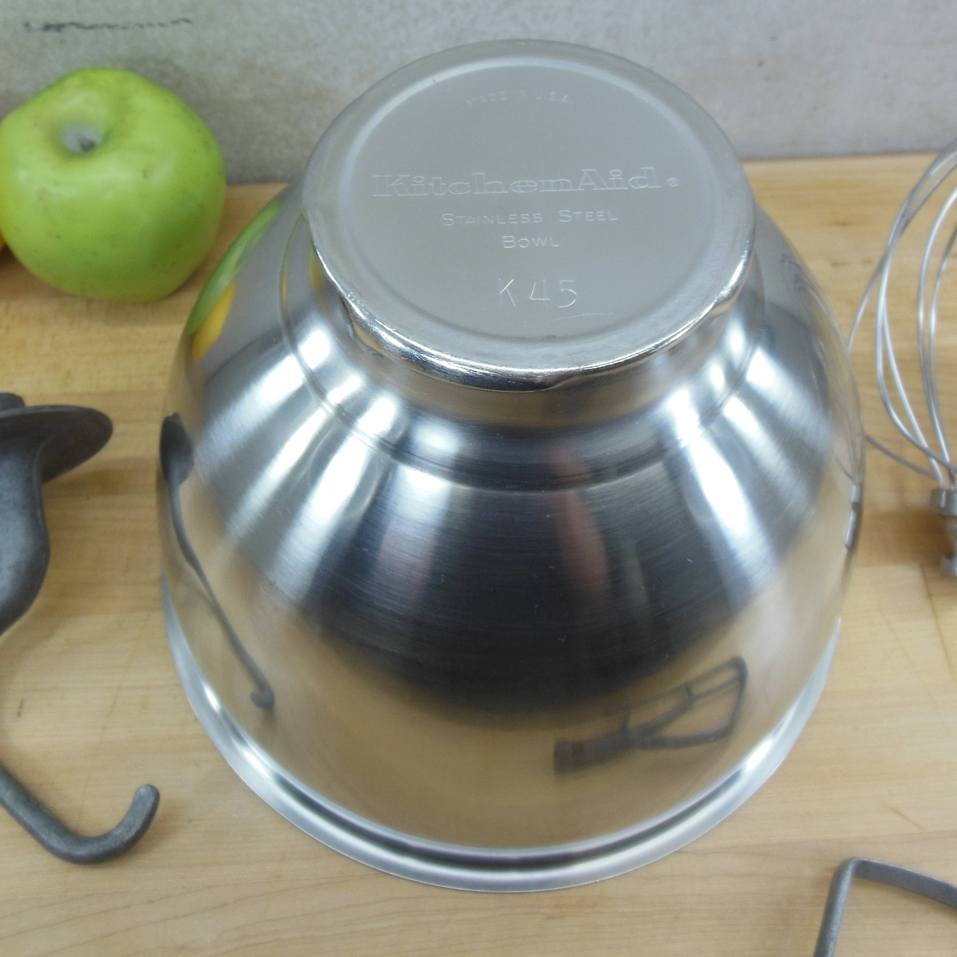 KitchenAid Hobart USA K45 Stainless 4.5 Qt Mixer Bowl & Beater Set Used