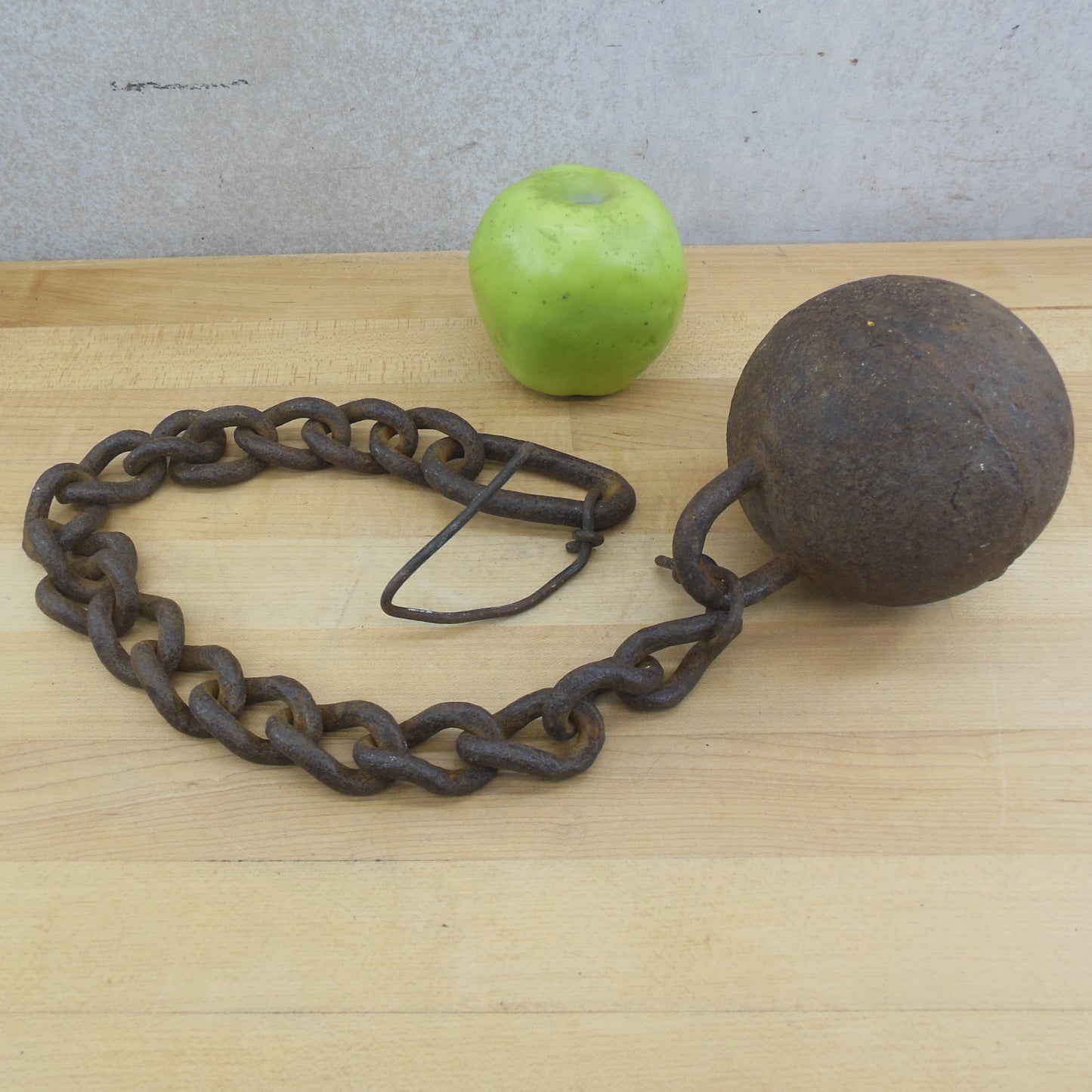 Old 26" Iron Chain & Cast Ball Counterweight Prisoner Industrial Farm Antique Vintage