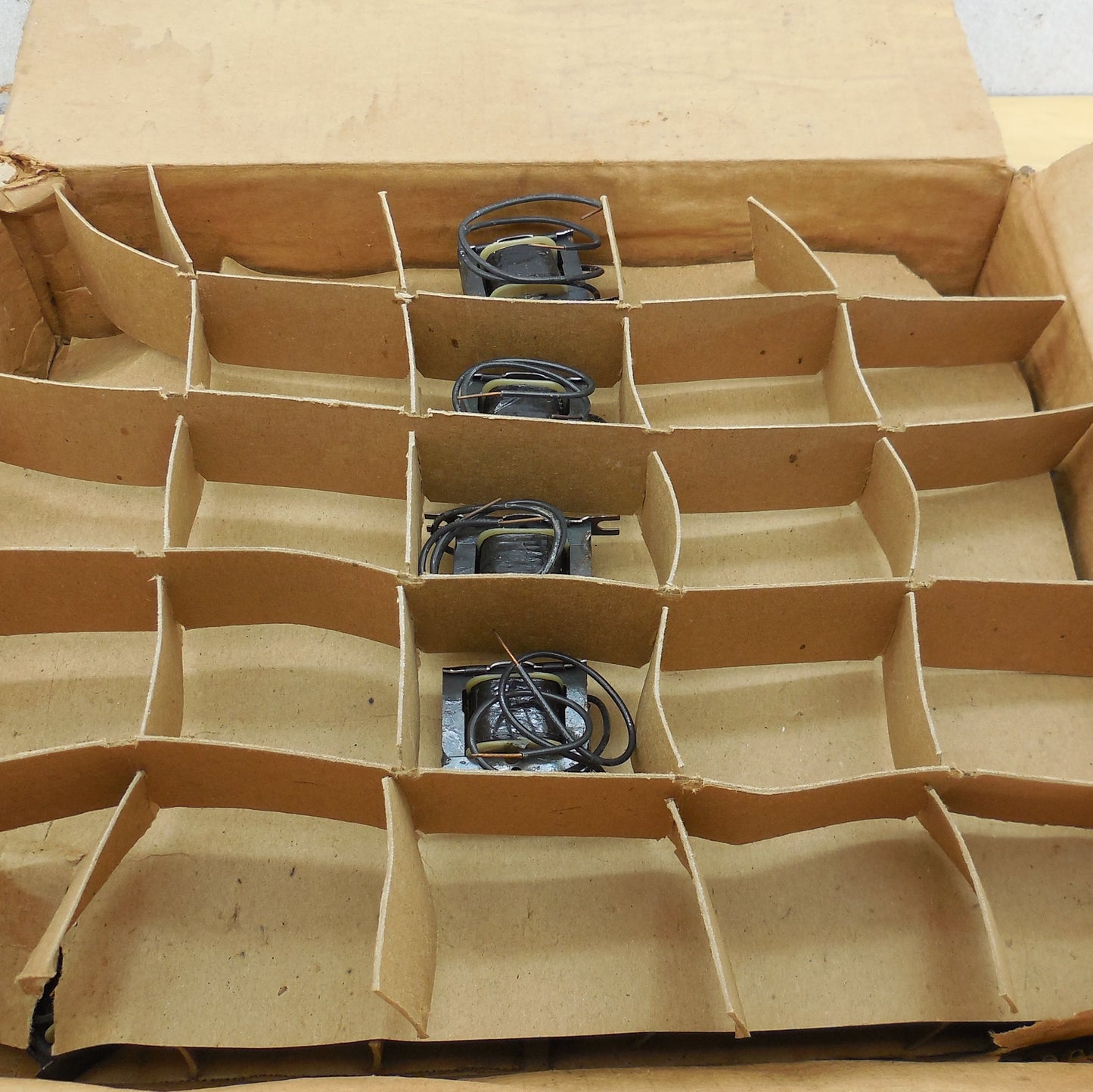 GE 29 Lot NOS Ballast 6G1079 7-8-9W 120V 60Hz 180A