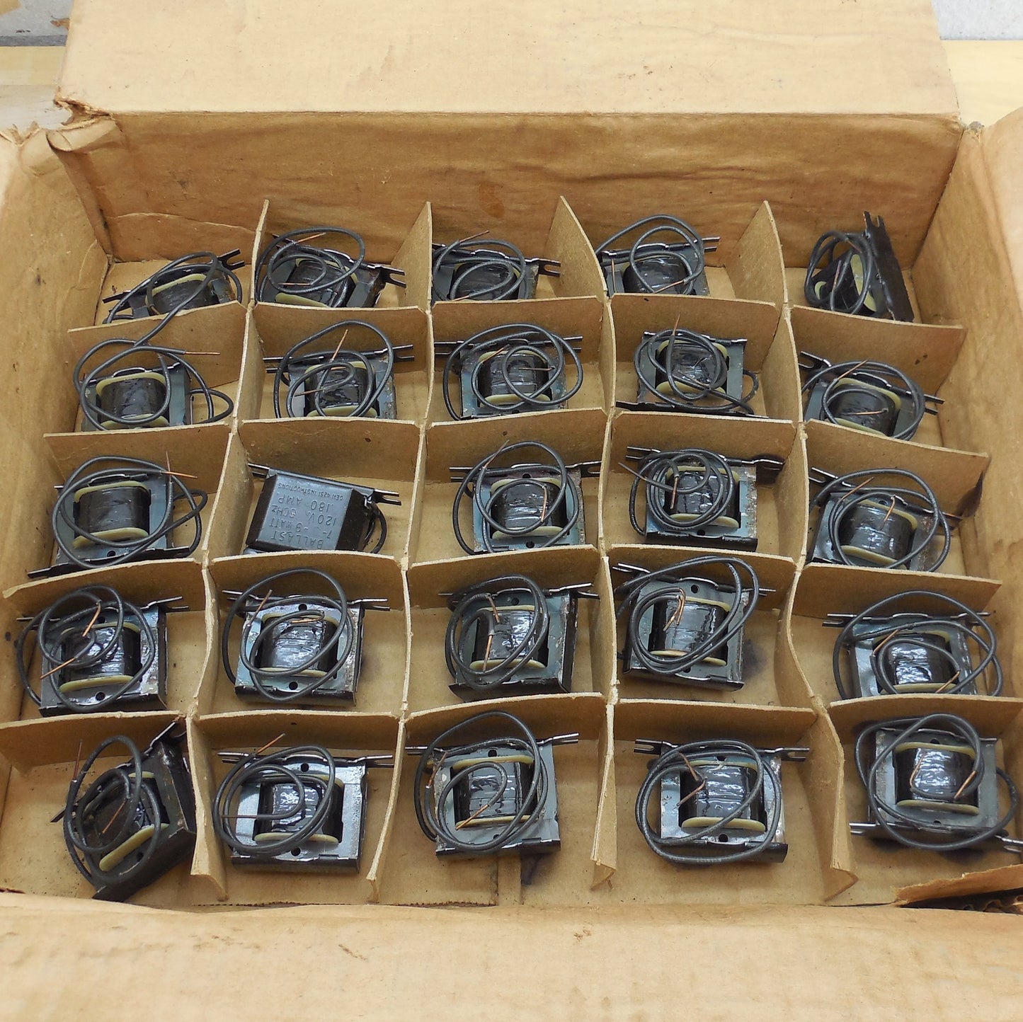 GE 29 Lot NOS Ballast 6G1079 7-8-9W 120V 60Hz 180A