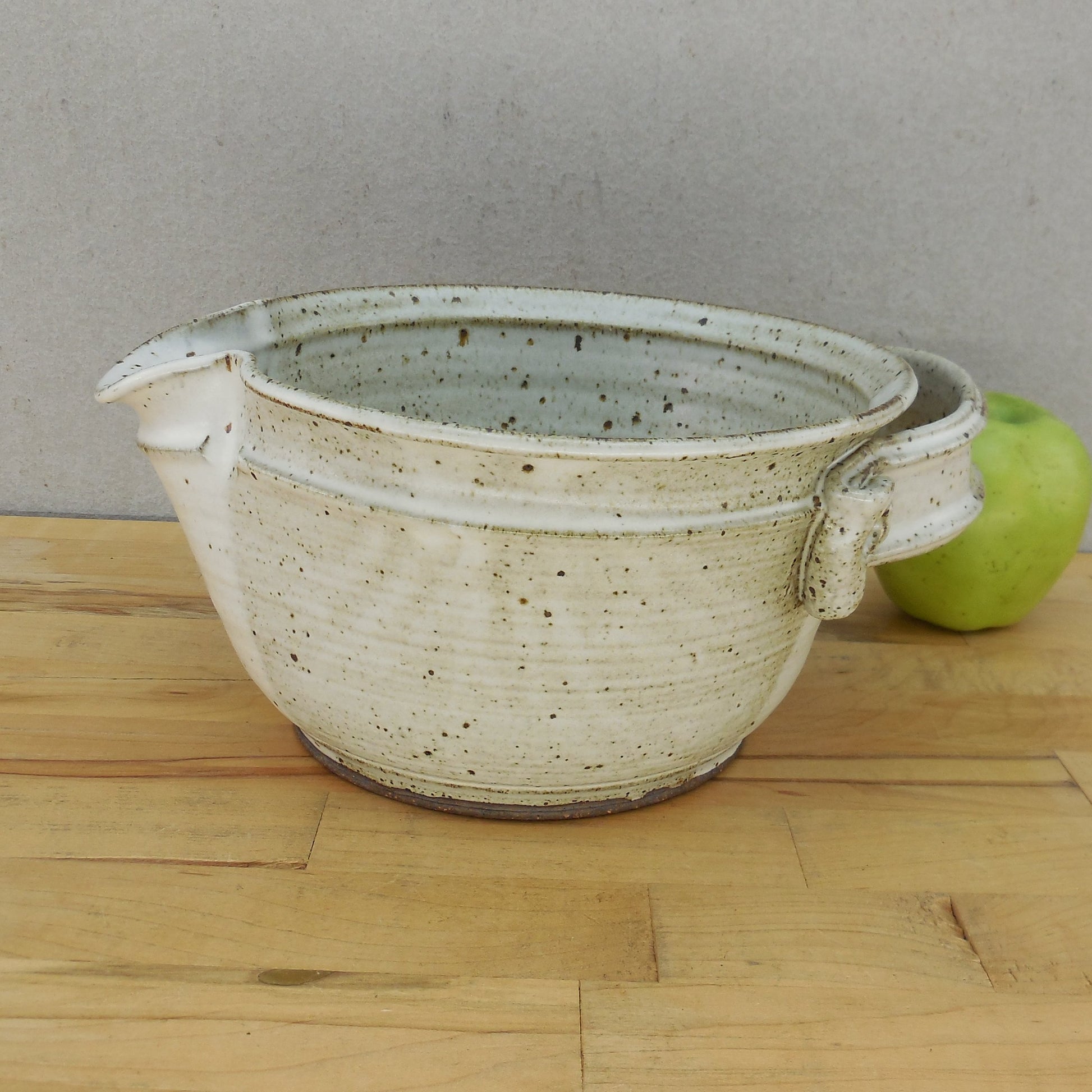 Signed Studio Pottery Batter Bowl Speckled Brown White