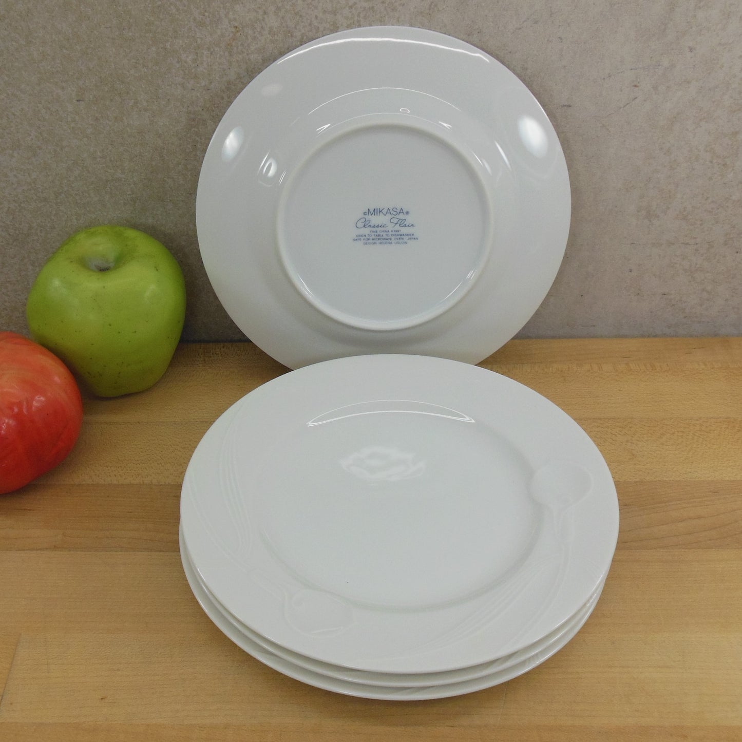 Mikasa Japan Classic Flair White Dinnerware - Bread Butter Plates 4 Set