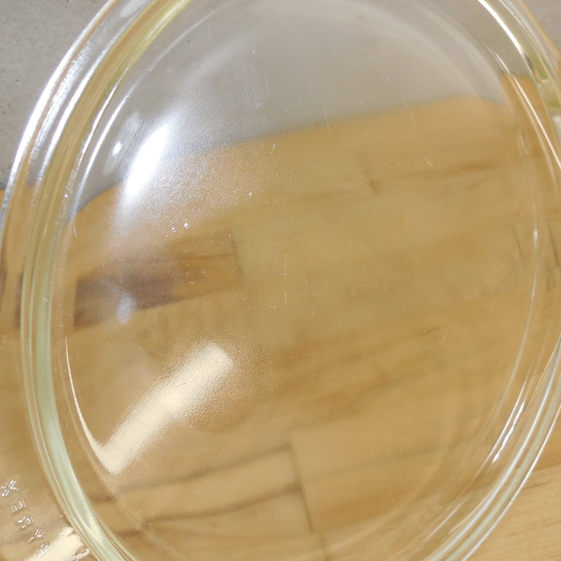 Pyrex Glass Butterfly Gold Lidded Casserole Dish 1.5 Qt. 474 used