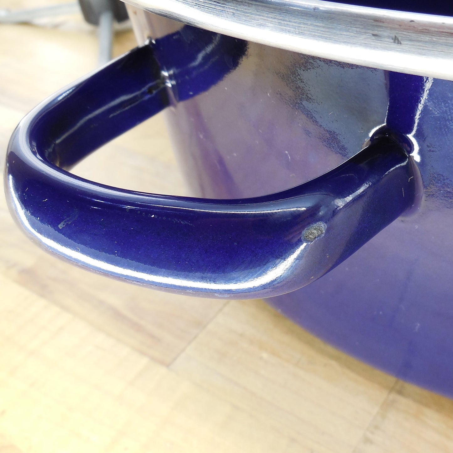 Chantal Germany Blue Enamelware Oval Roaster 5.5 Quart Stainless Rim used