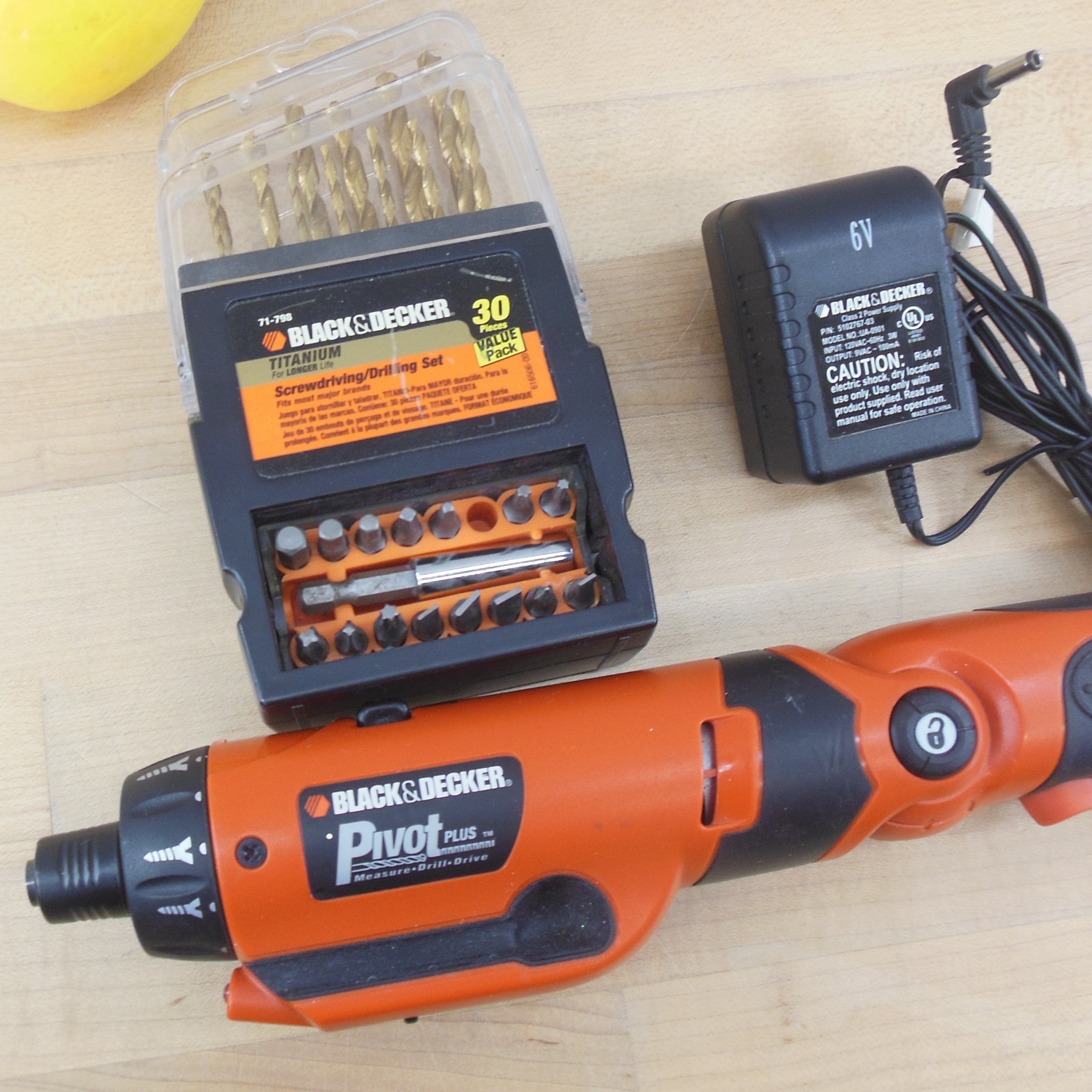 Black and decker pivot outlet plus drill bits